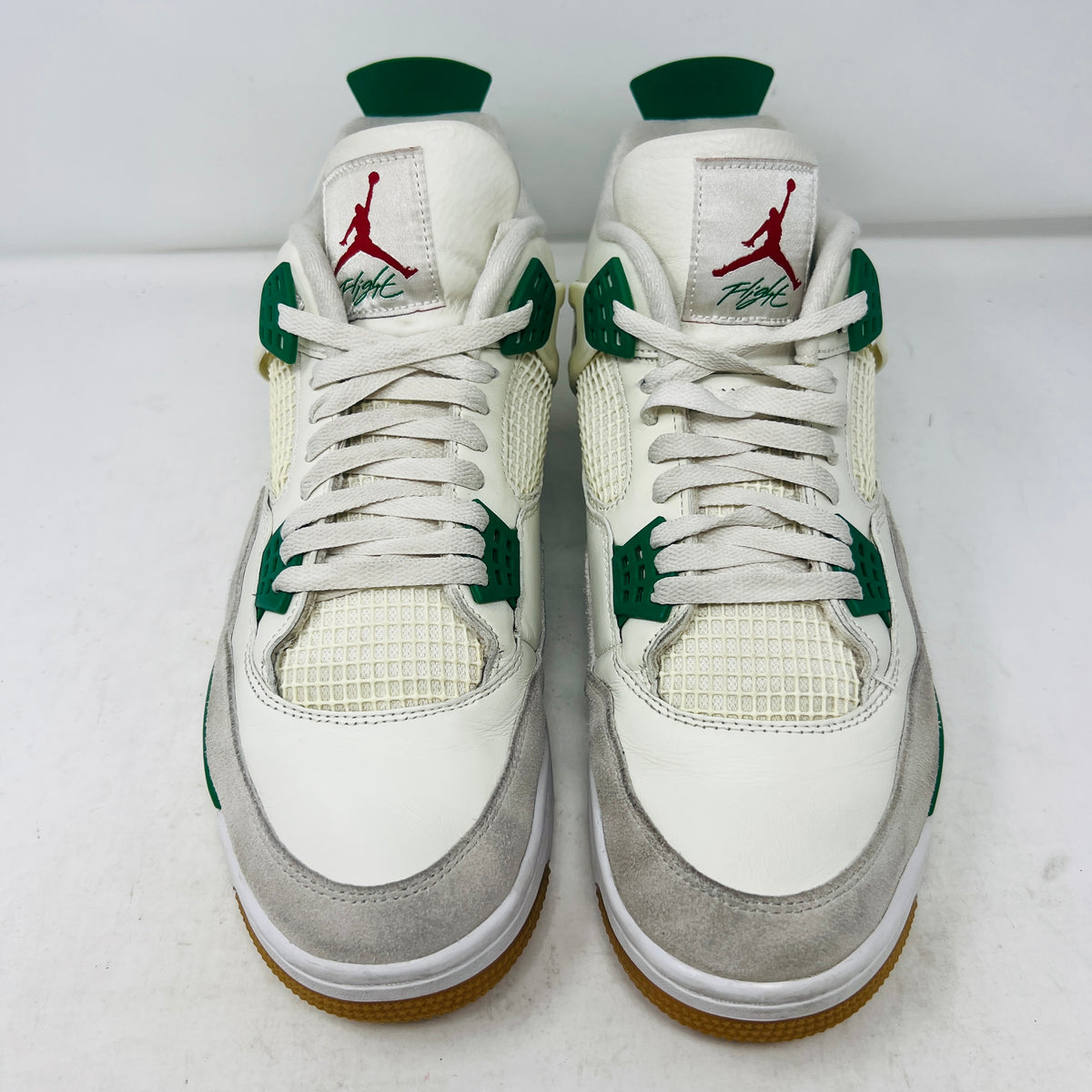 Jordan 4 Retro SB Pine Green