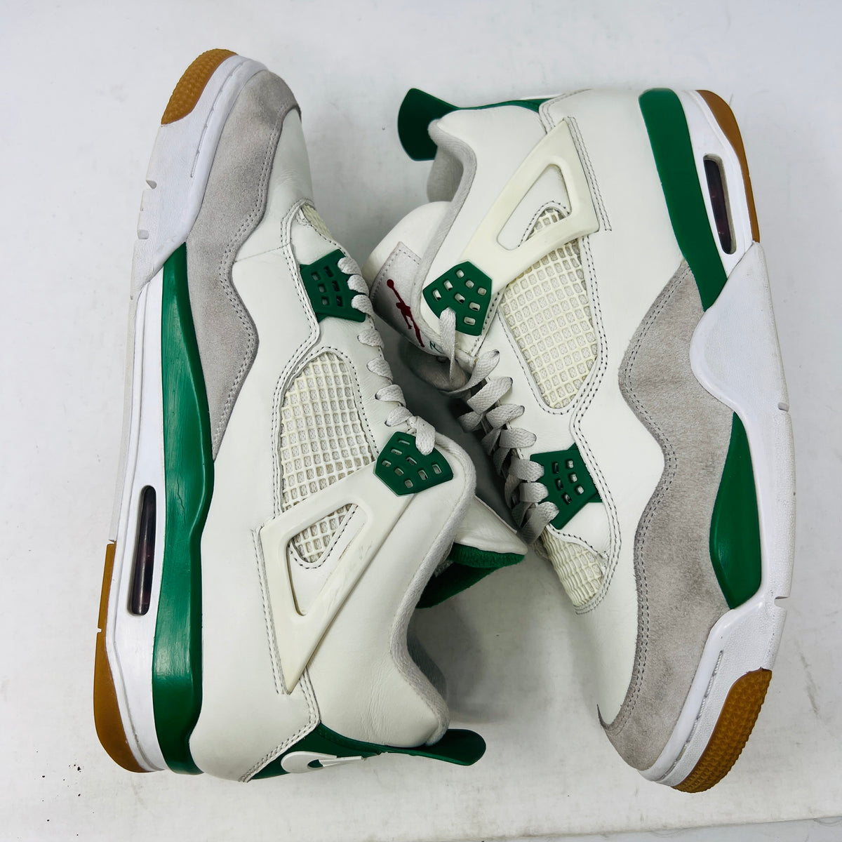 Jordan 4 Retro SB Pine Green