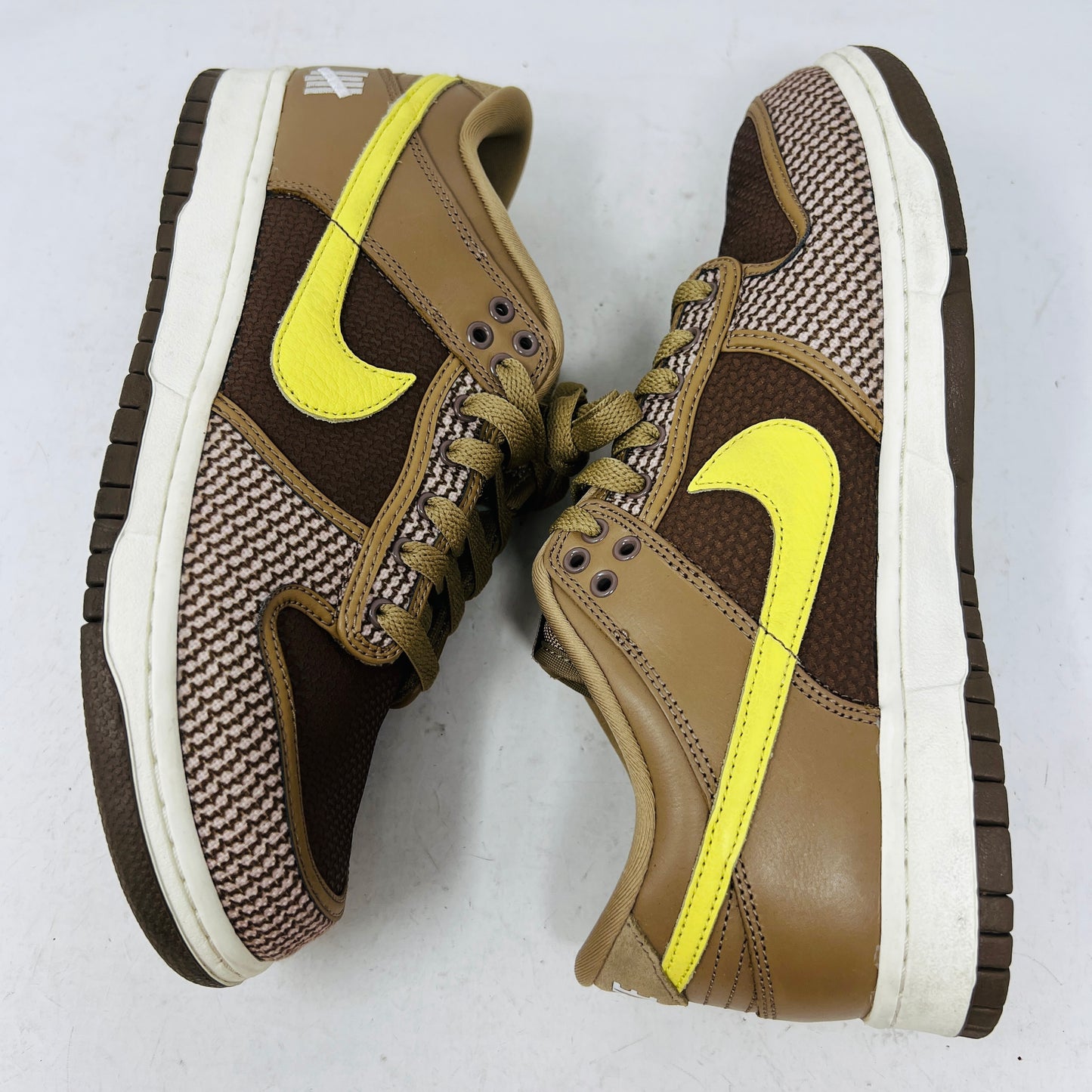 Nike Dunk Low SP Undefeated Canteen Dunk vs. AF1 Pack