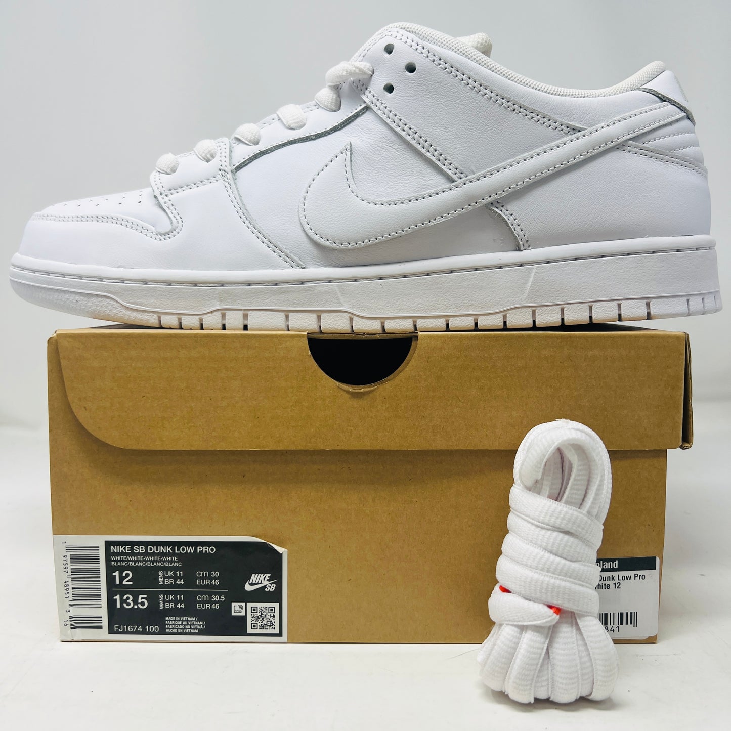 Nike SB Dunk Low Pro Triple White