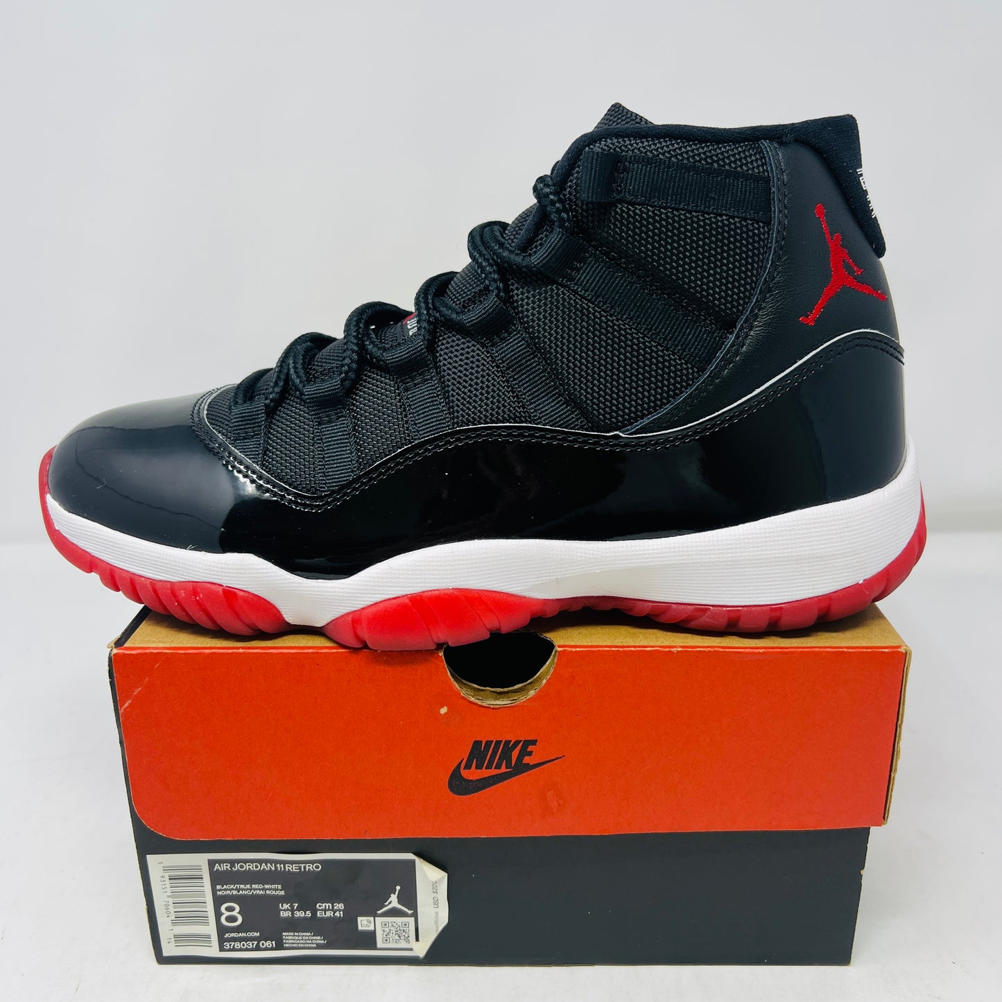 Jordan 11 Retro Playoffs Bred (2019)