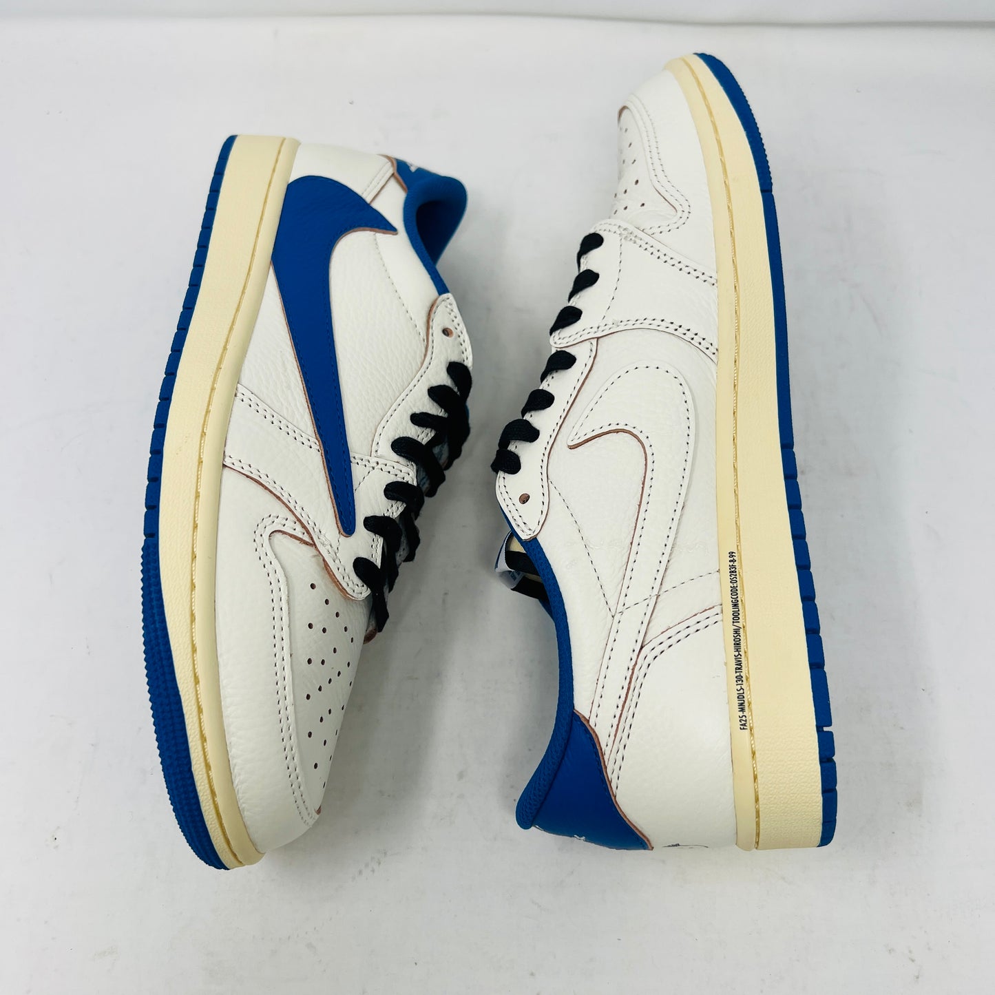 Jordan 1 Retro Low OG SP Fragment x Travis Scott Sail Military Blue