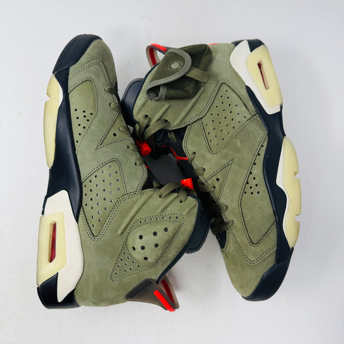 Jordan 6 Retro Travis Scott