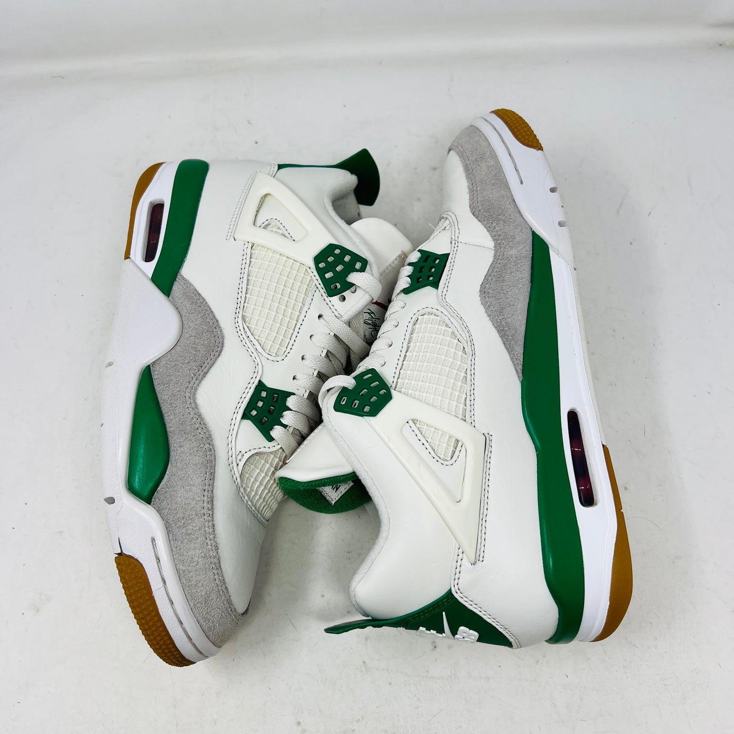 Jordan 4 Retro SB Pine Green