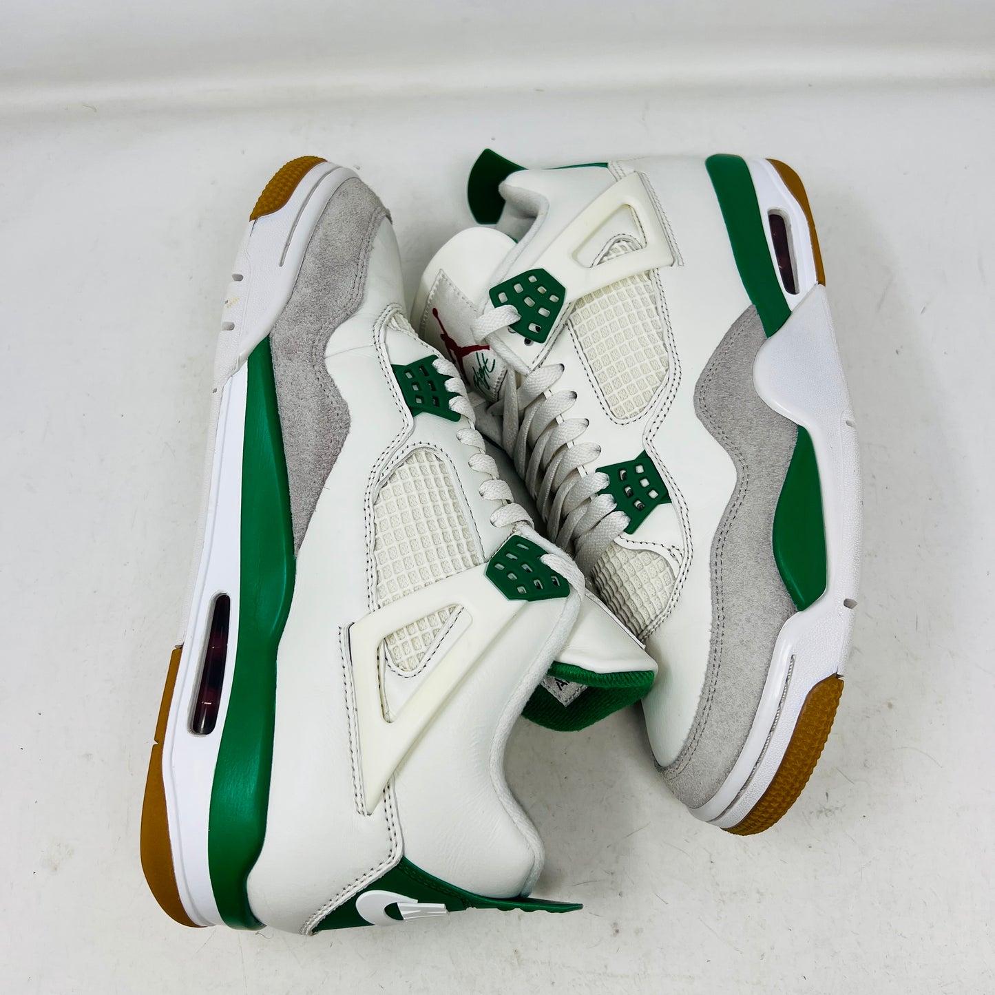 Jordan 4 Retro SB Pine Green