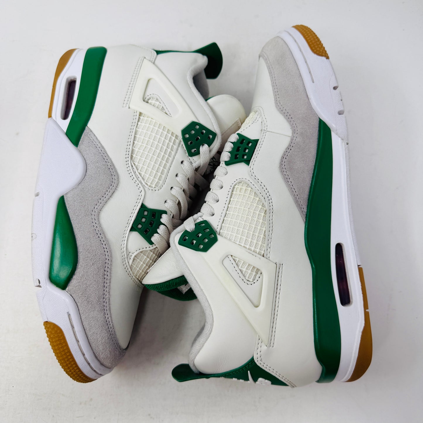 Jordan 4 Retro SB Pine Green