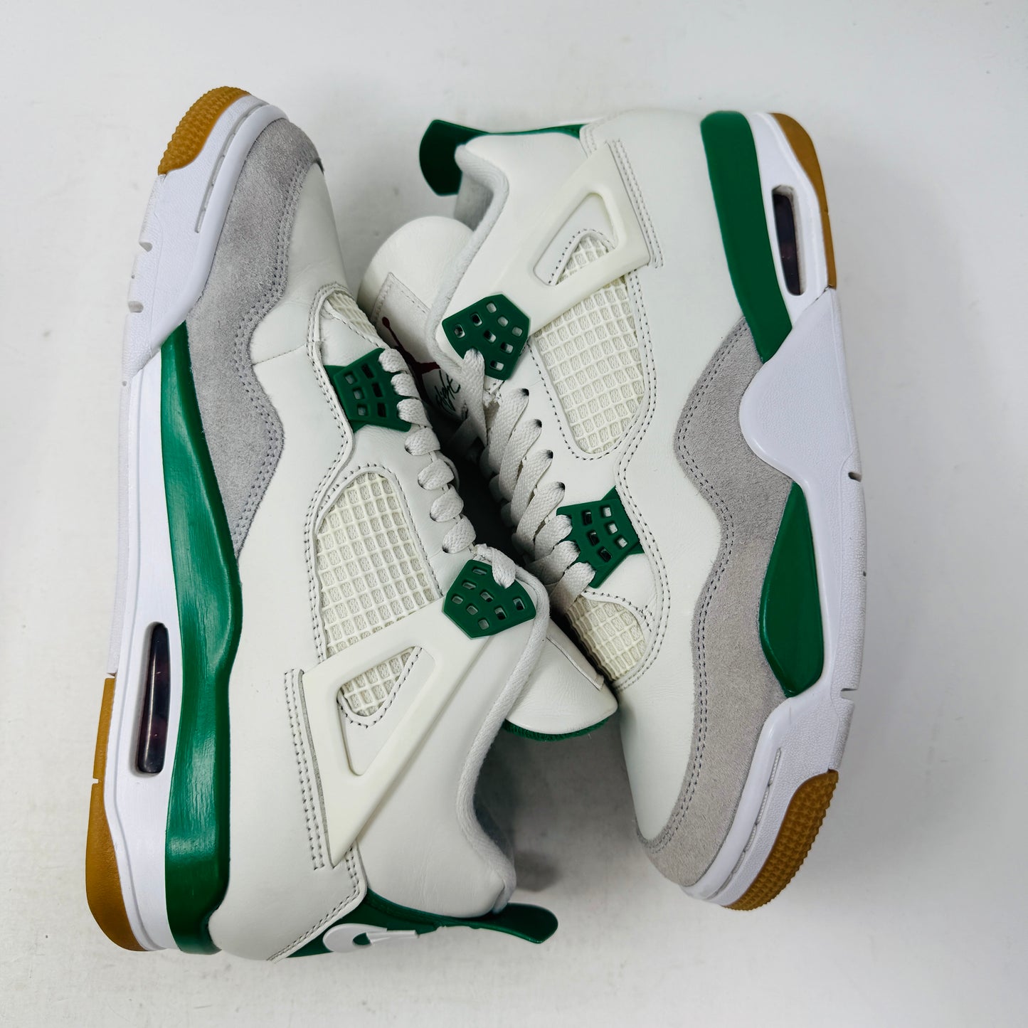 Jordan 4 Retro SB Pine Green