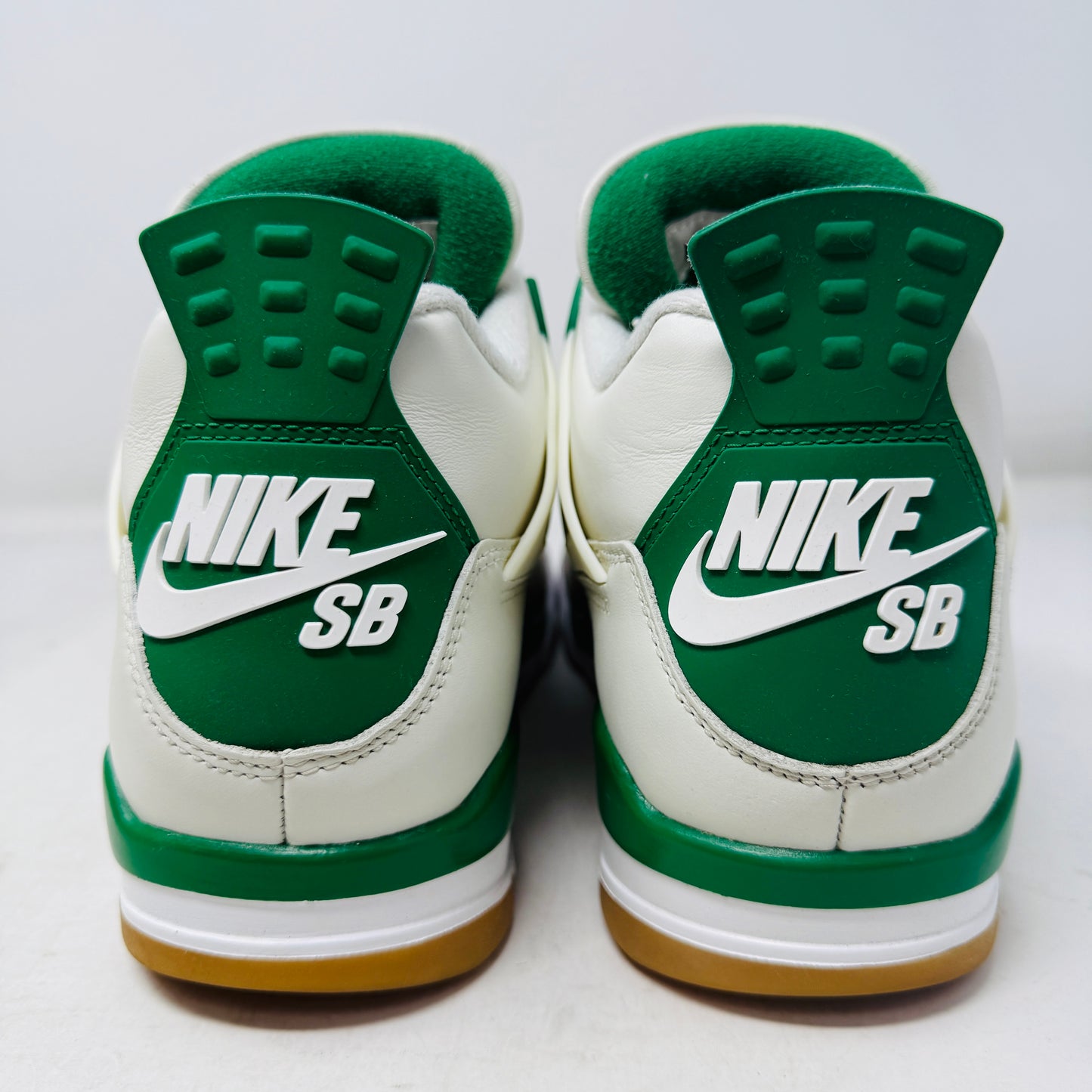 Jordan 4 Retro SB Pine Green