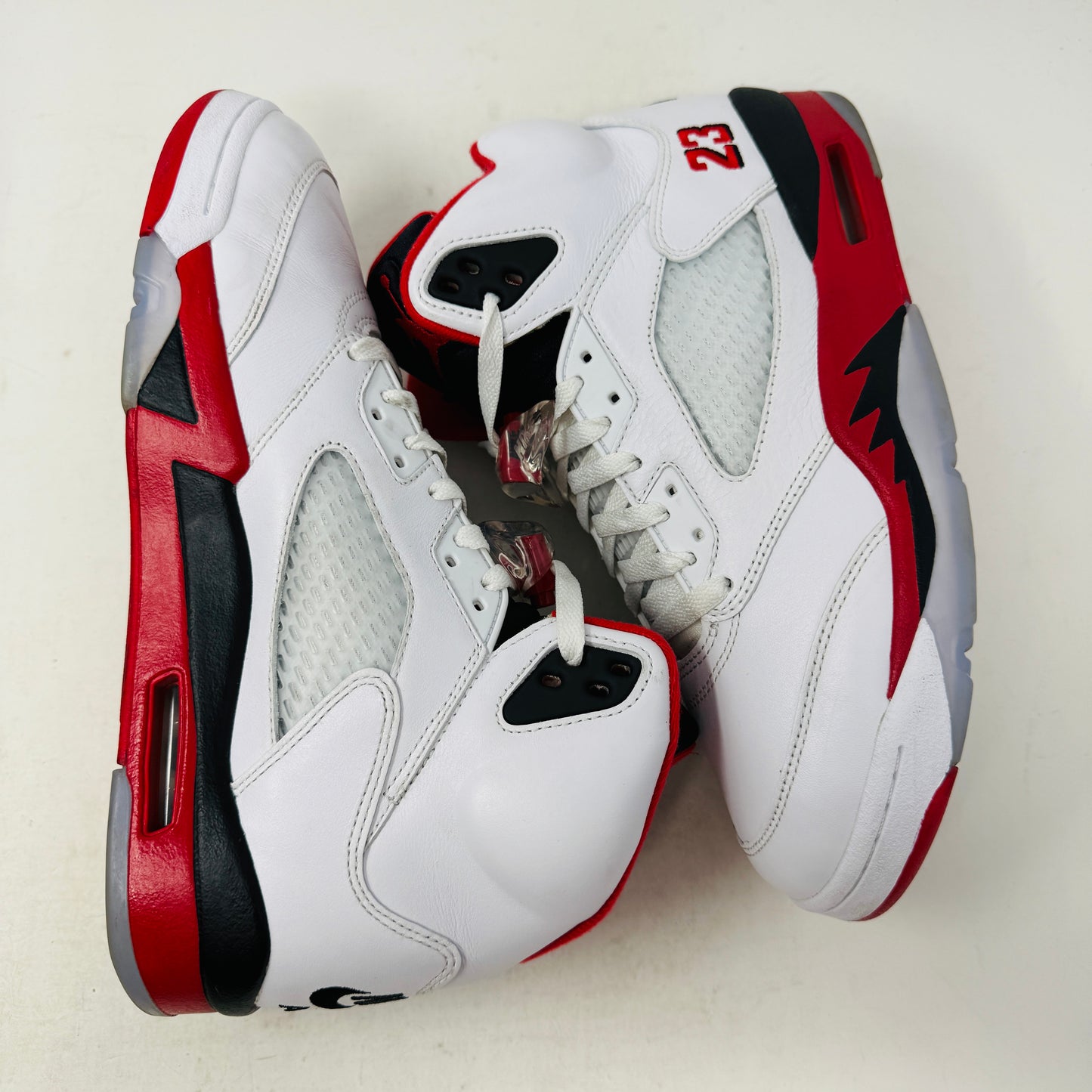 Jordan 5 Retro Fire Red Black Tongue (2025)