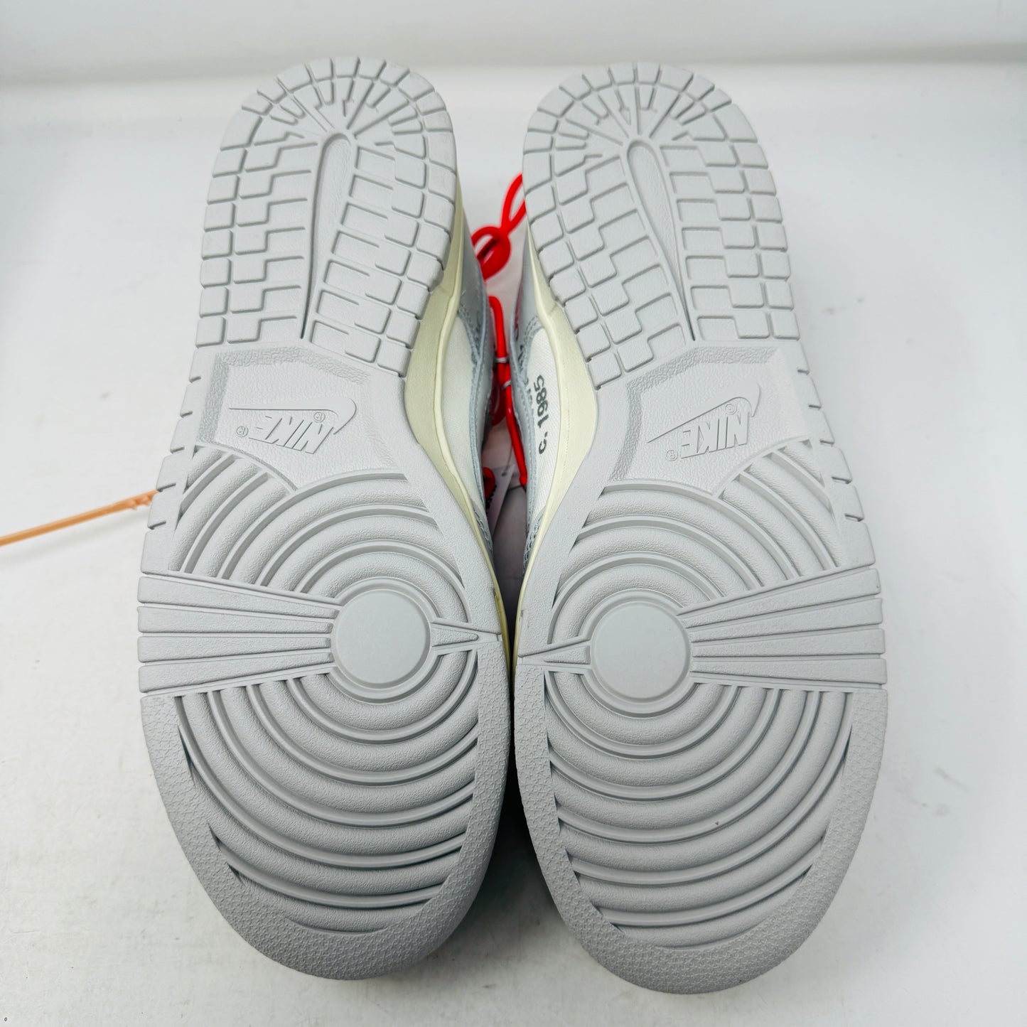 Nike Dunk Low Off-White Lot 6