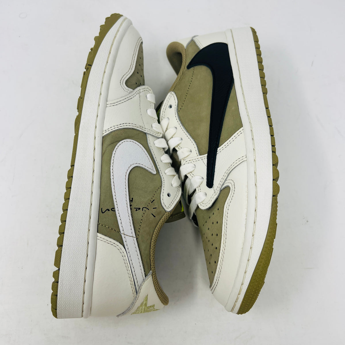 Jordan 1 Retro Low Golf Travis Scott Neutral Olive