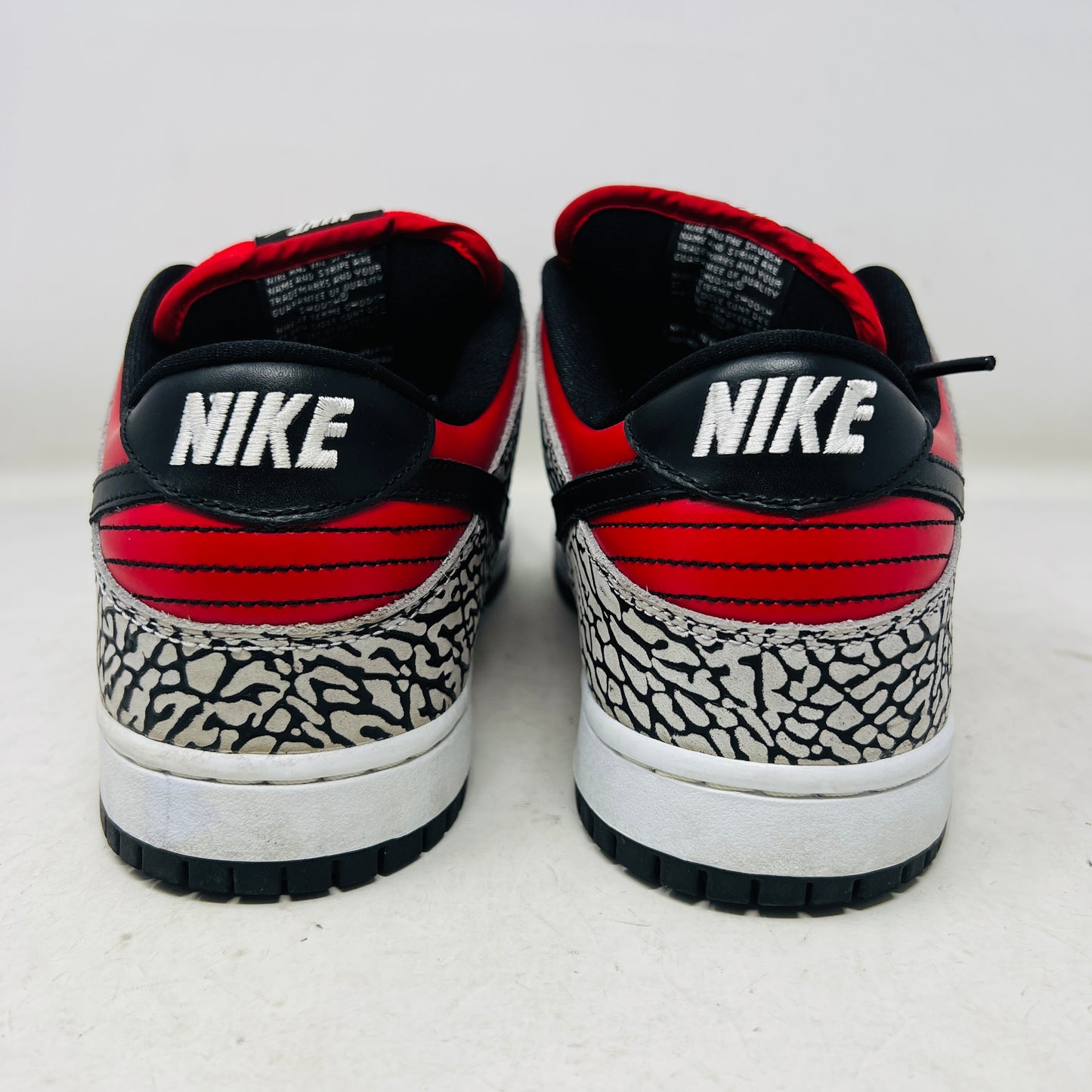 Nike SB Dunk Low Supreme Red Cement (2012)