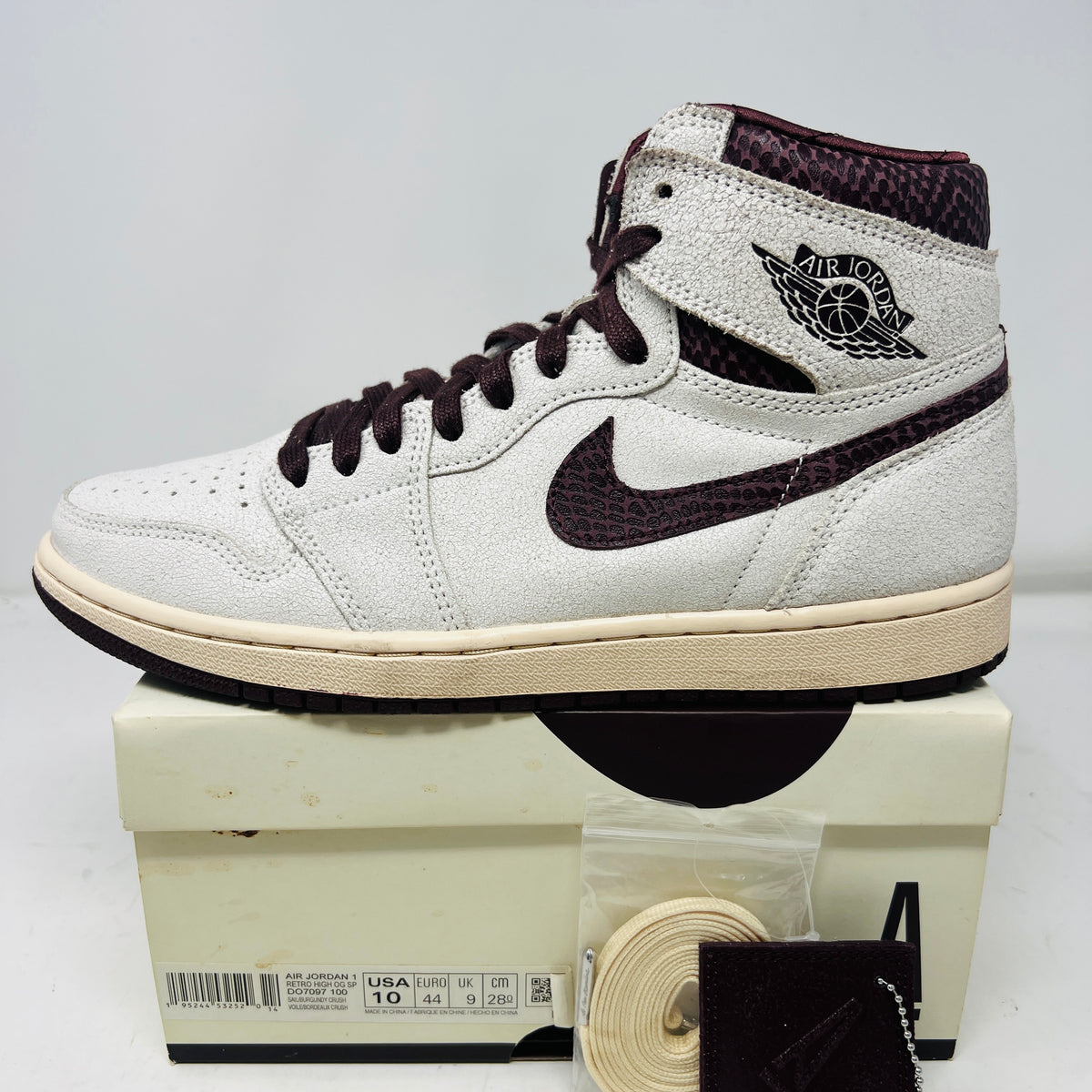 Jordan 1 Retro High OG A Ma Maniére