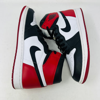Jordan 1 Retro Black Toe