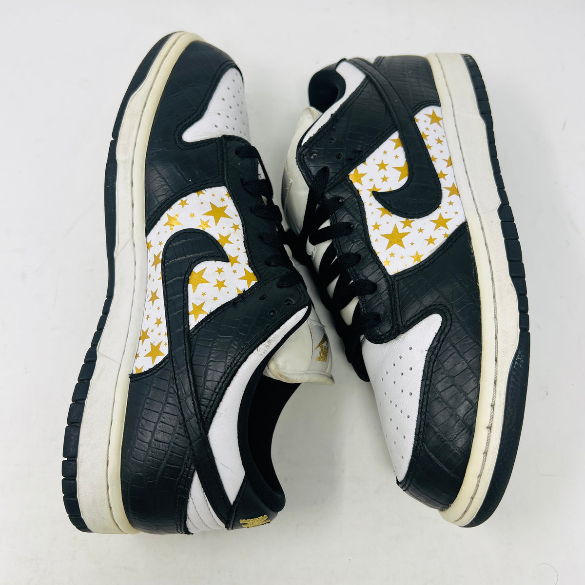 Nike SB Dunk Low Supreme Stars Black