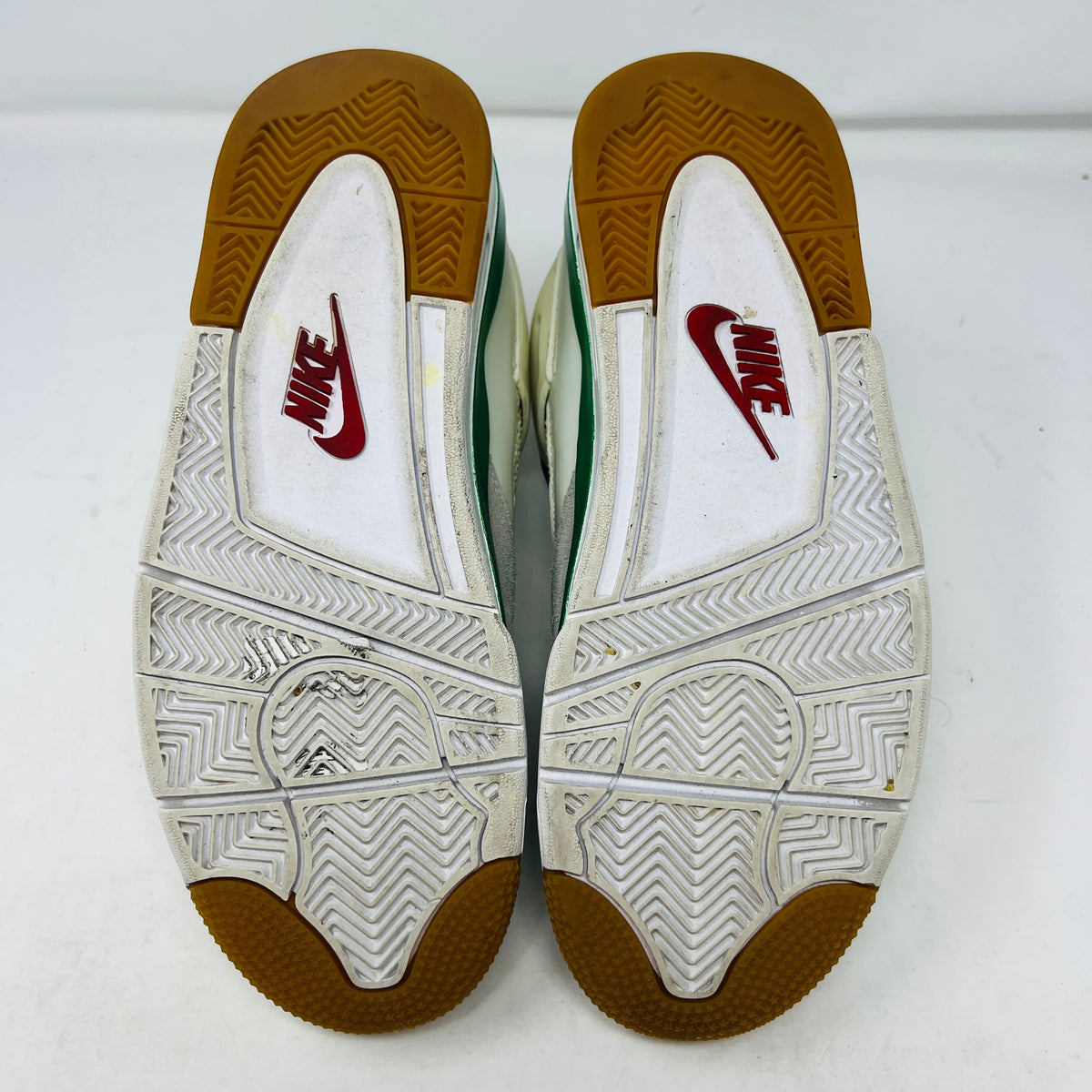 Jordan 4 Retro SB Pine Green