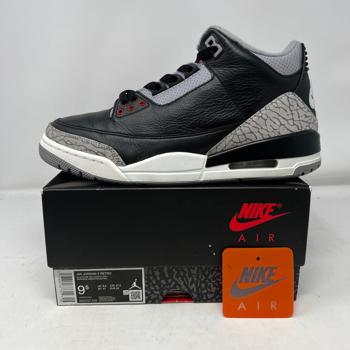 Jordan 3 Retro OG Black Cement