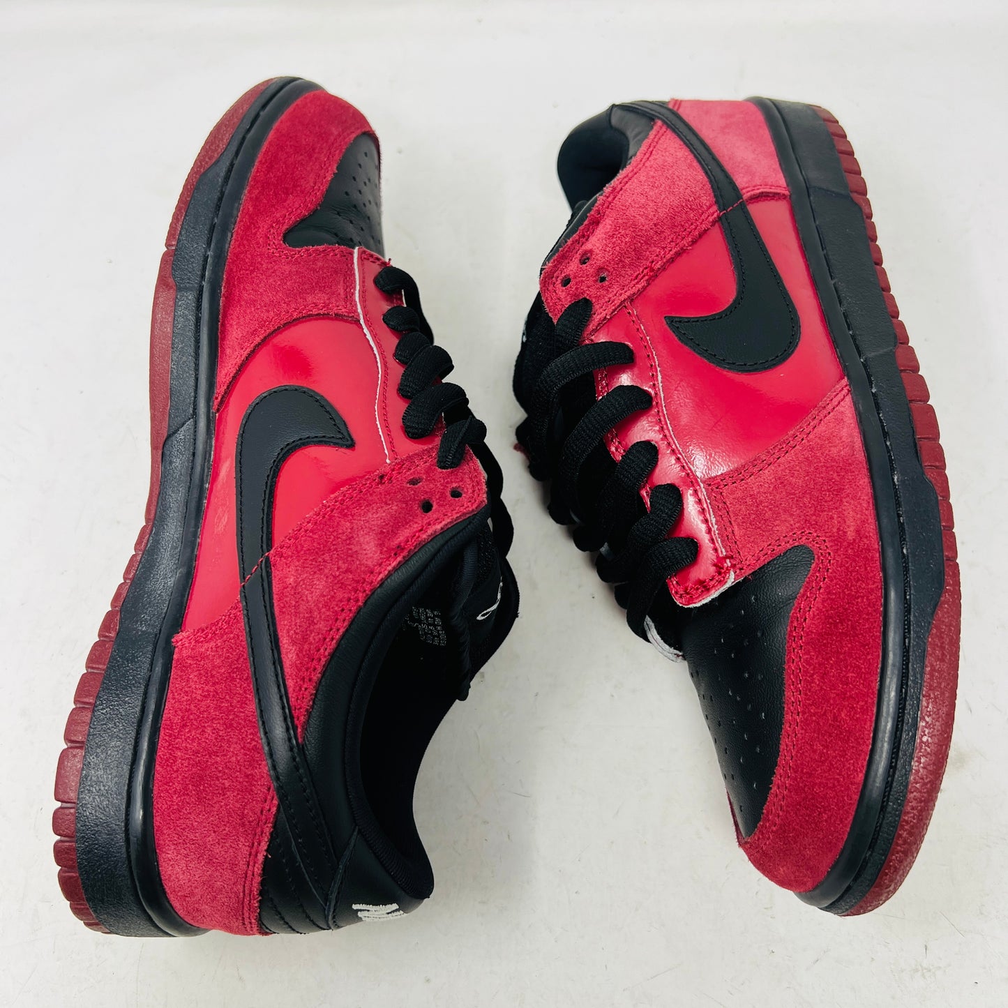 Nike SB Dunk Low Milli Vanilli