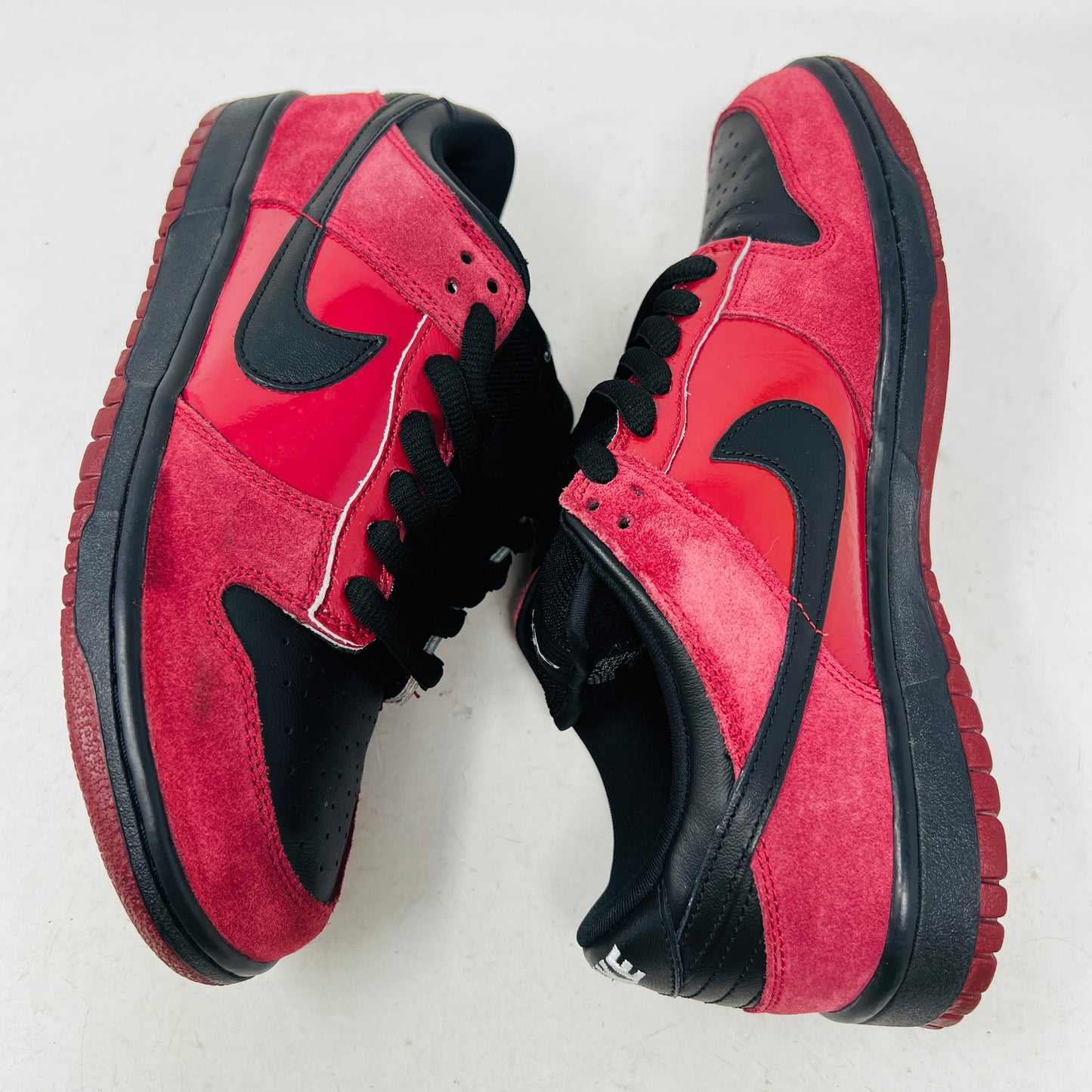 Nike SB Dunk Low Milli Vanilli