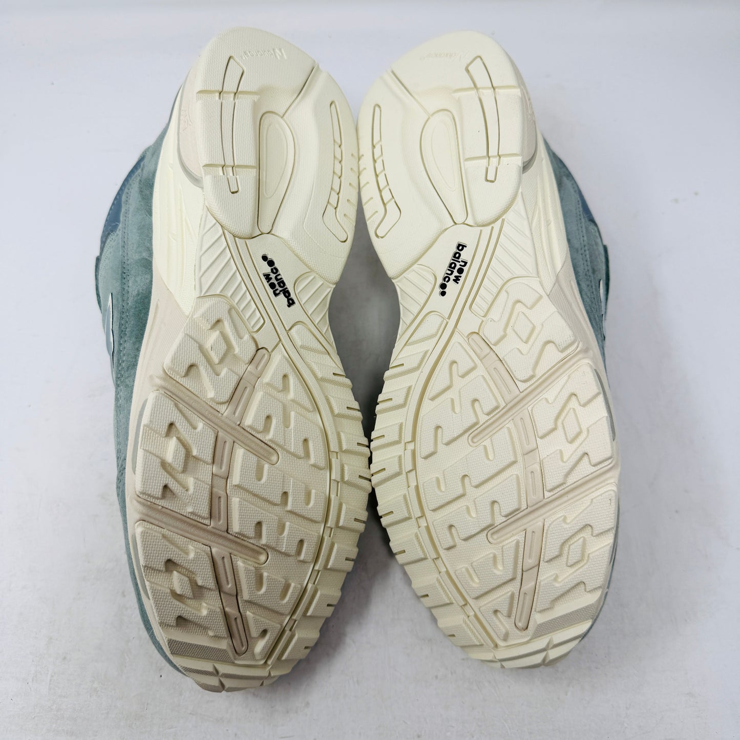 New Balance 993 MiUSA Kith Pistachio