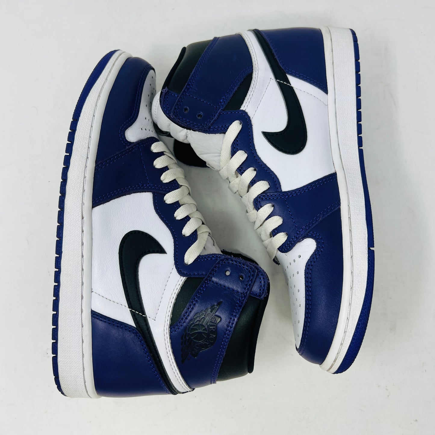 Jordan 1 Retro High Court Purple White