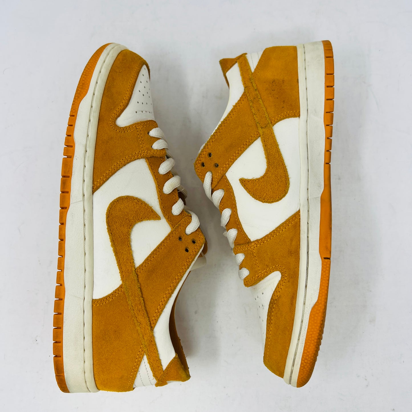 Nike SB Dunk Low Circuit Orange