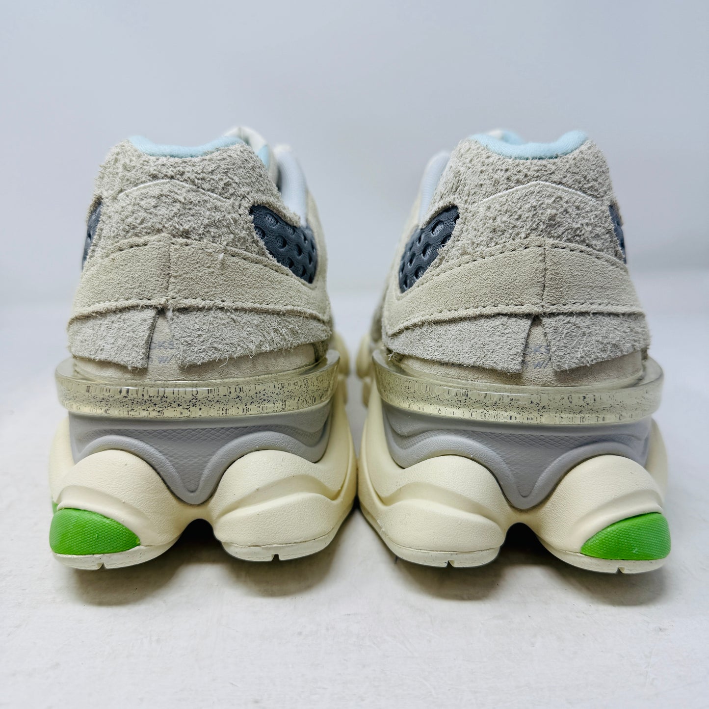 New Balance 9060 Bricks & Wood