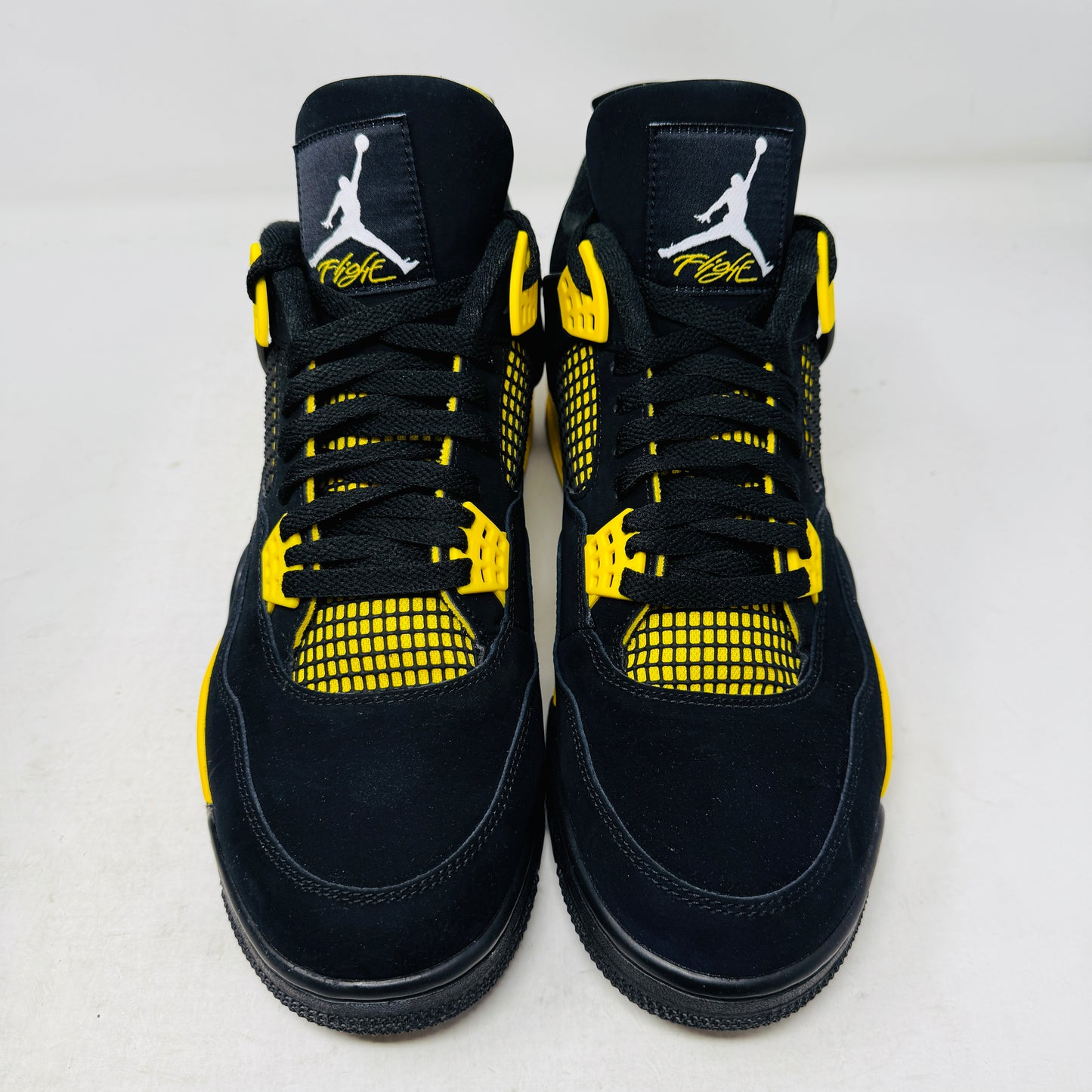 Jordan 4 Retro Thunder (2023)