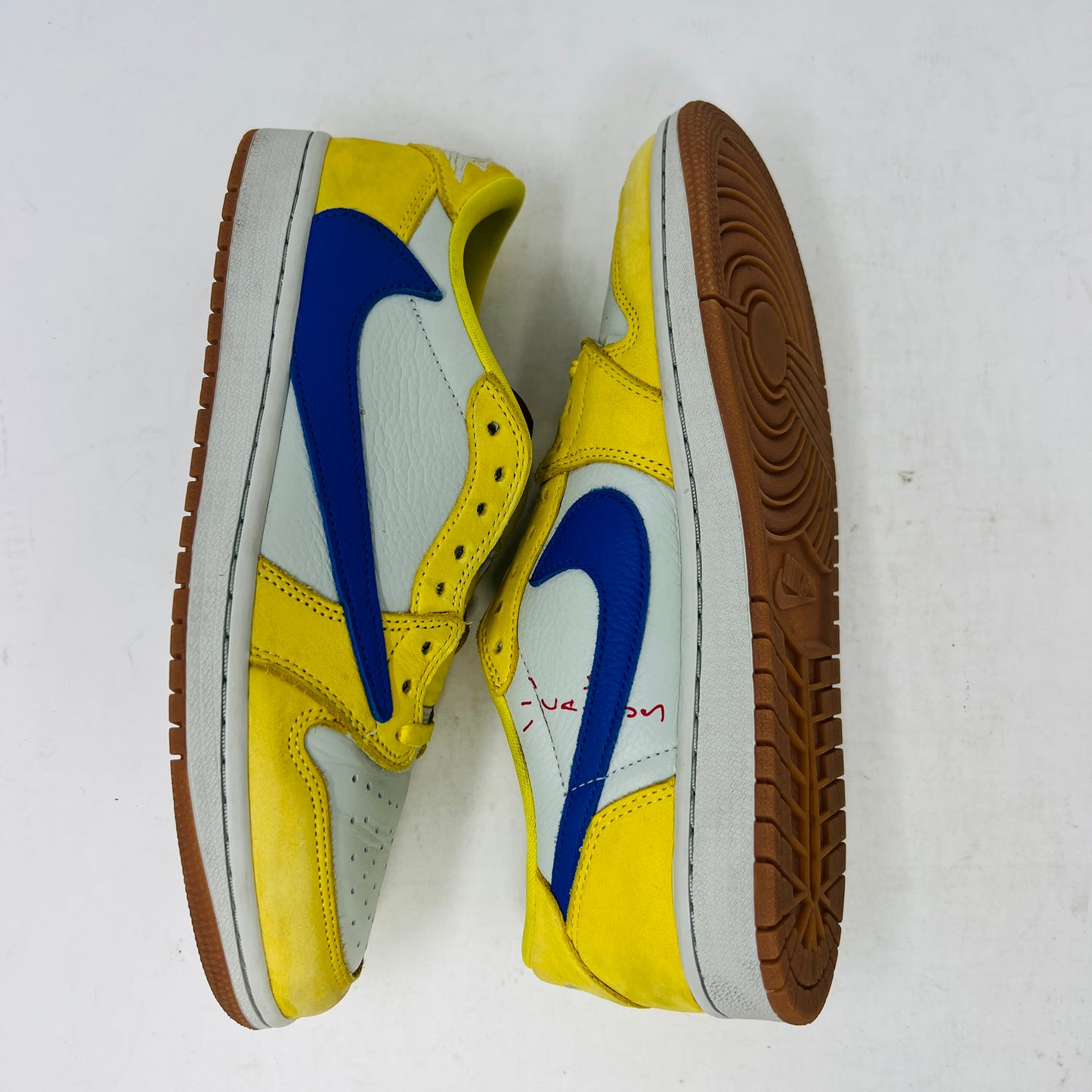 Jordan 1 Retro Low OG SP Travis Scott Canary (Women's)