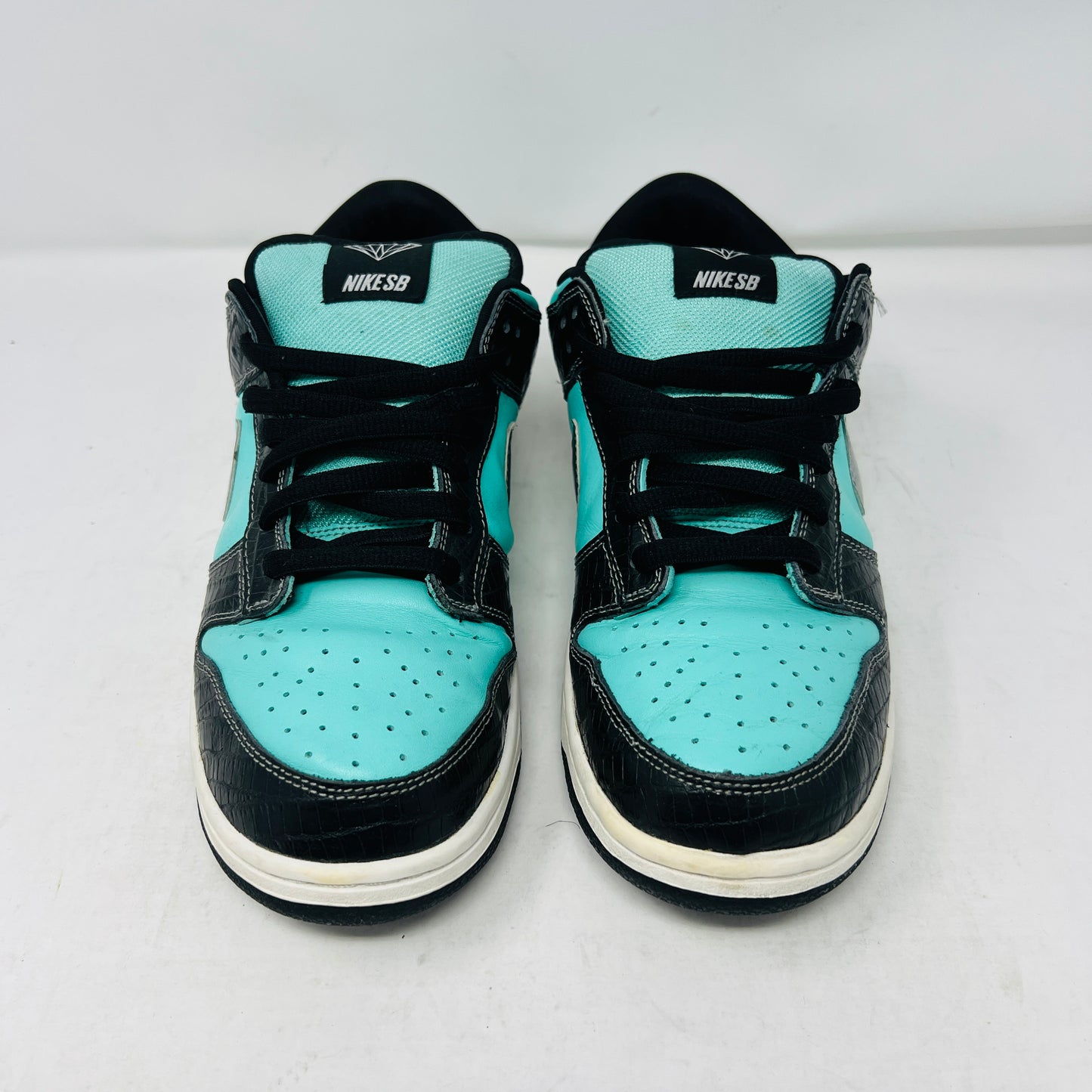 Nike SB Dunk Low Diamond Supply Co.