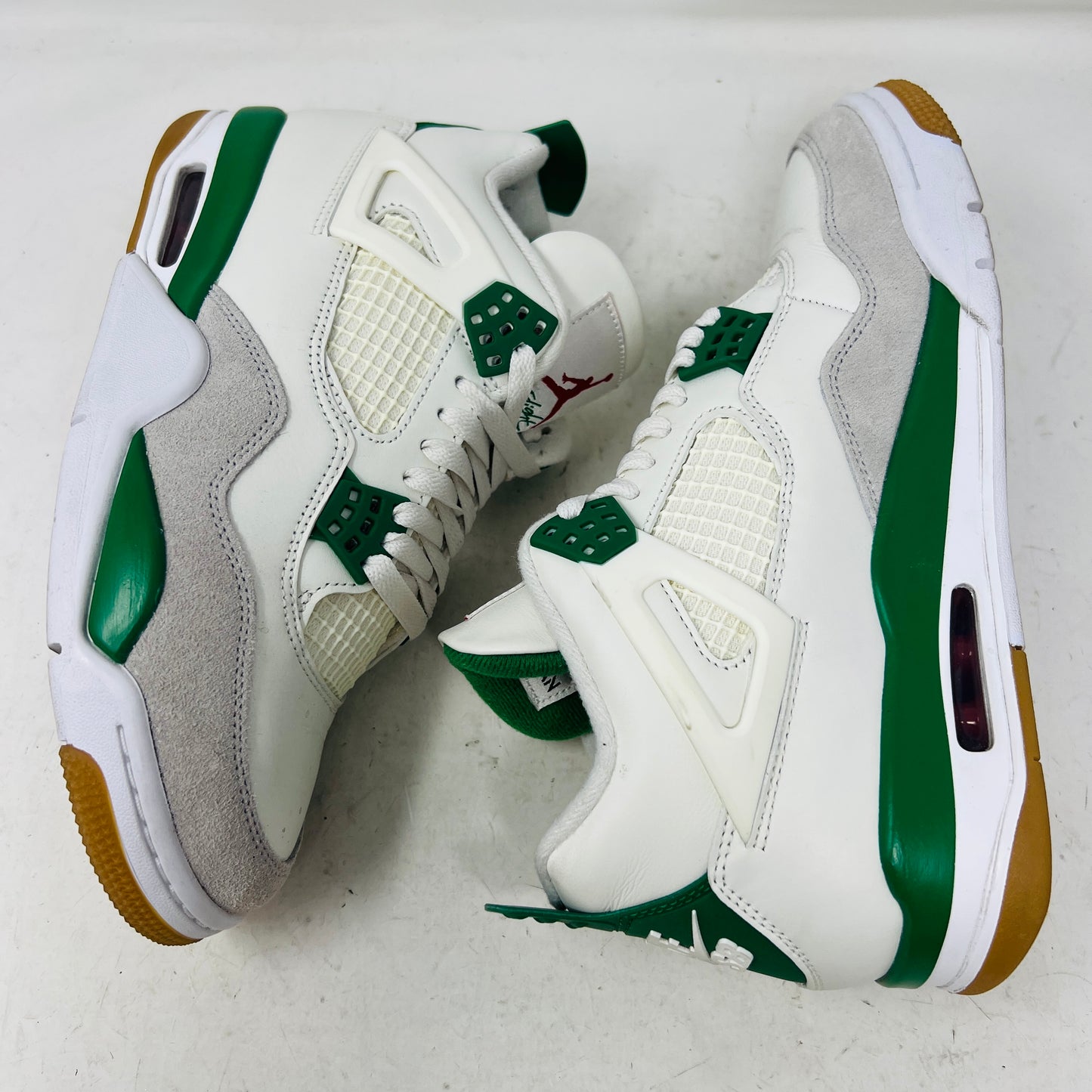 Jordan 4 Retro SB Pine Green