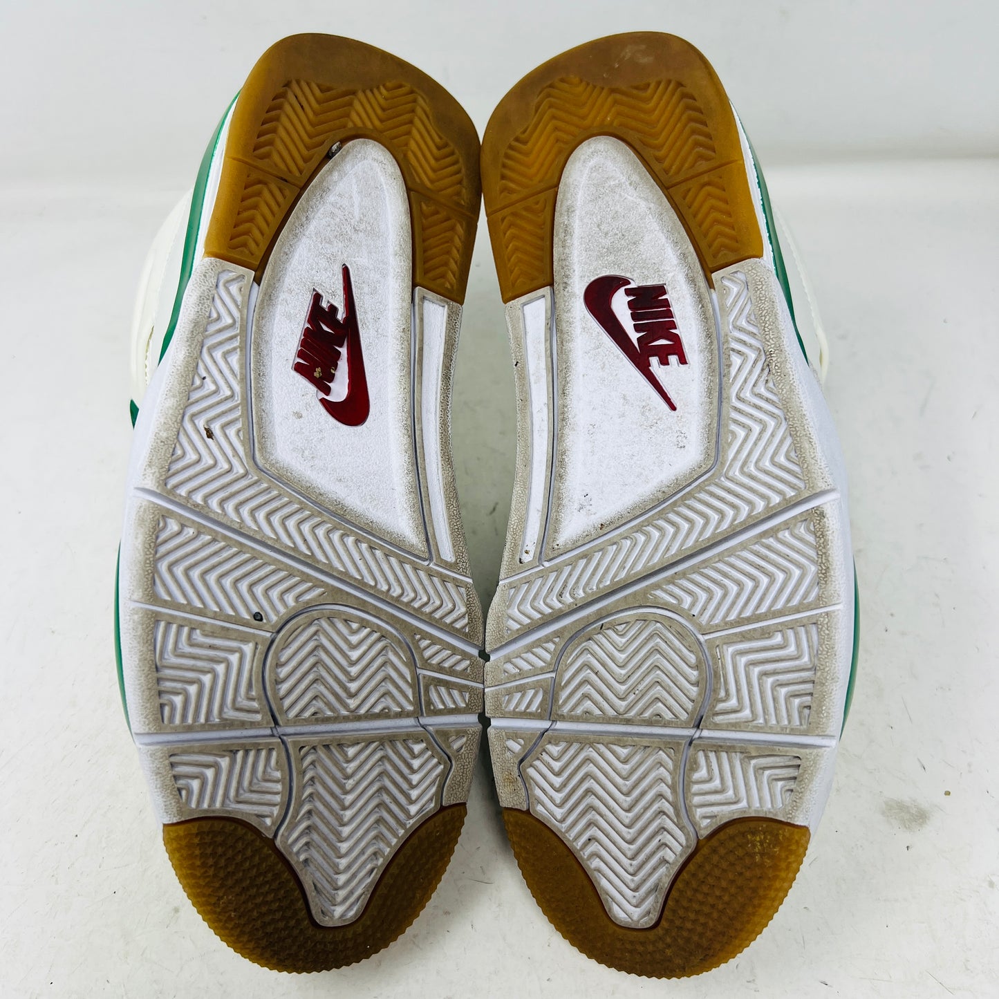 Jordan 4 Retro SB Pine Green