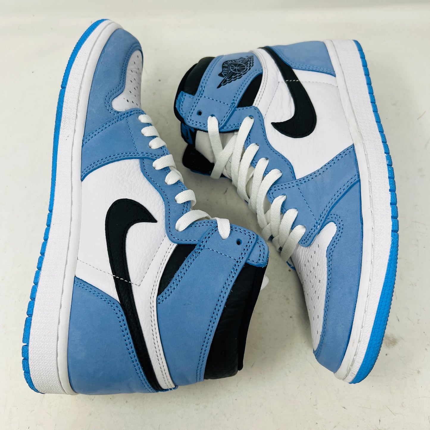 Jordan 1 Retro High OG University Blue