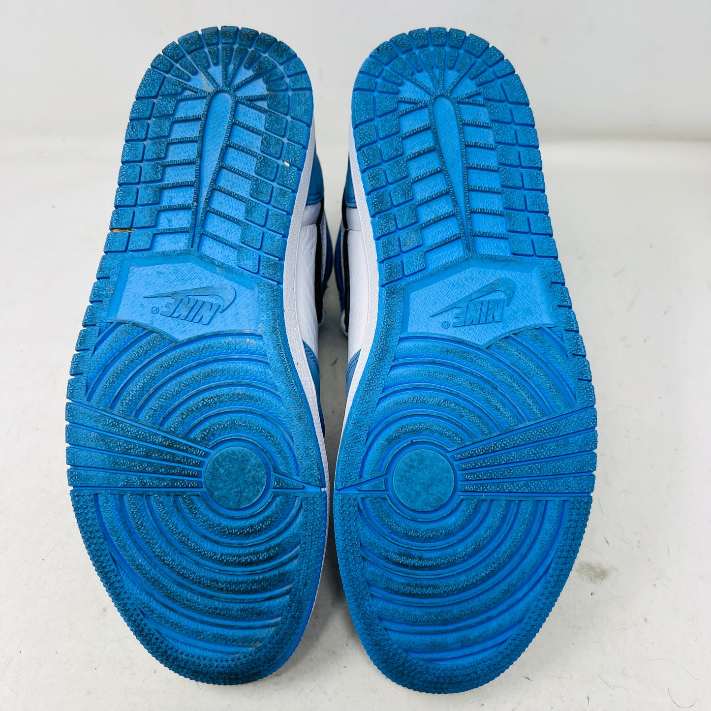 Jordan 1 Retro High OG University Blue