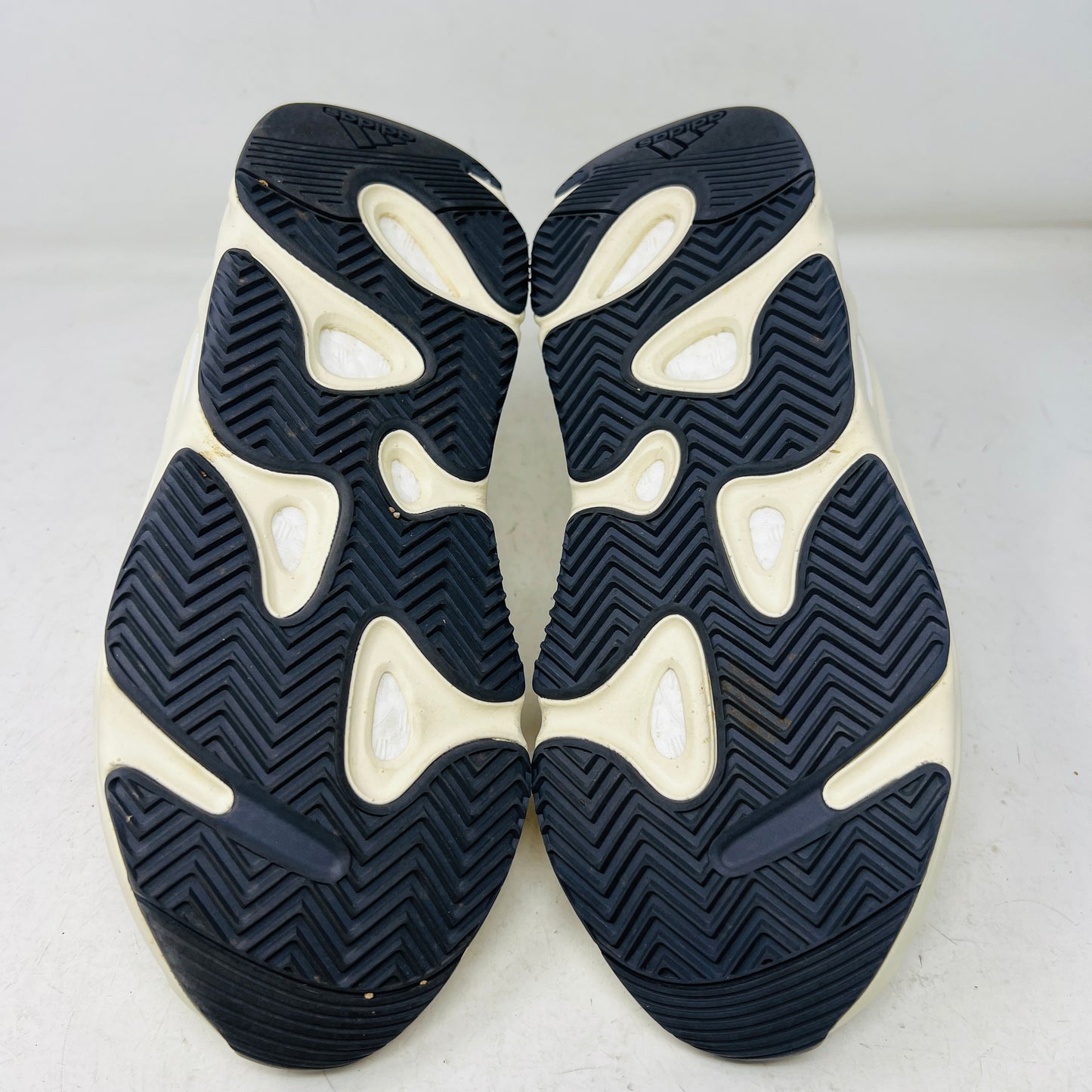 adidas Yeezy Boost 700 Analog