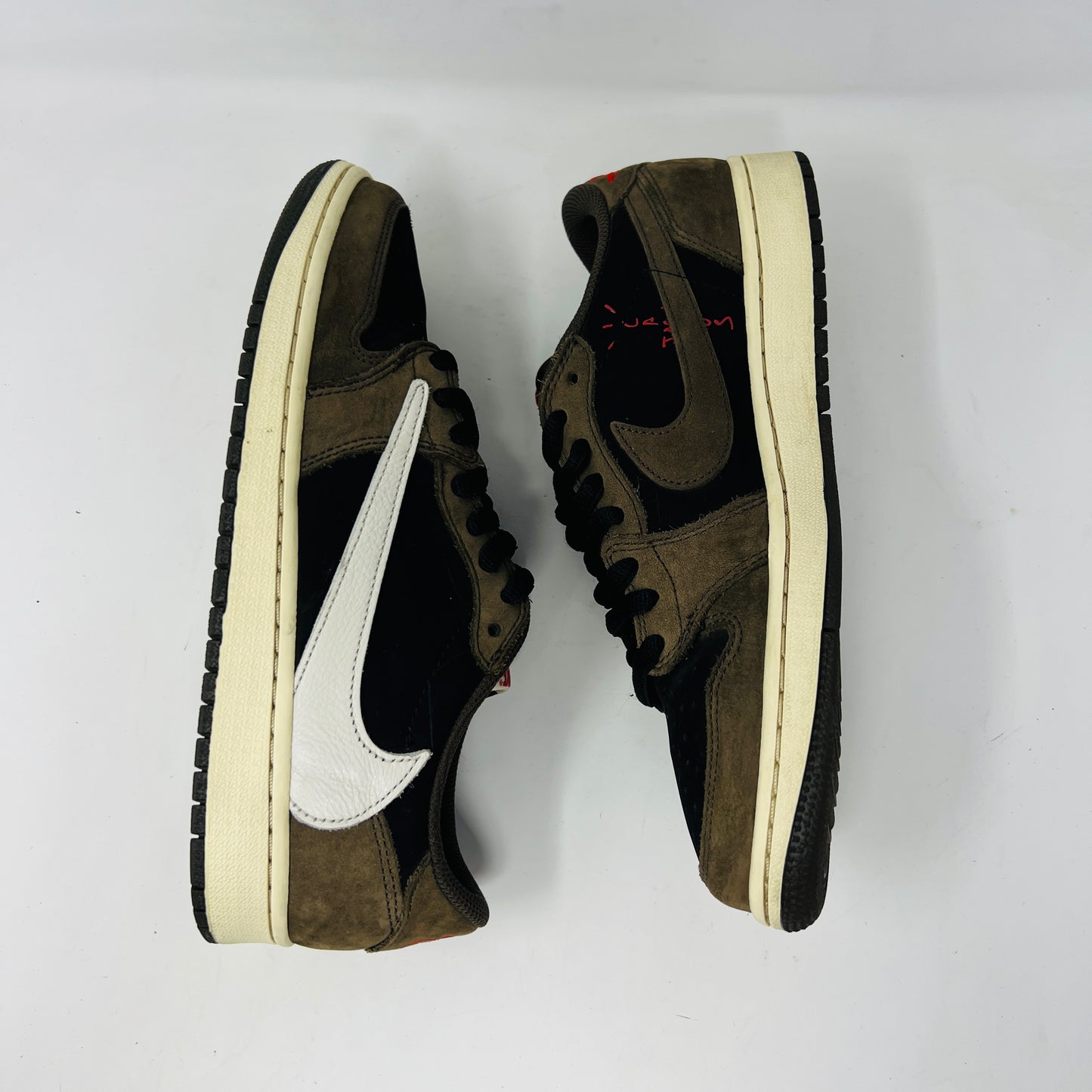 Jordan 1 Retro Low OG SP Travis Scott Mocha
