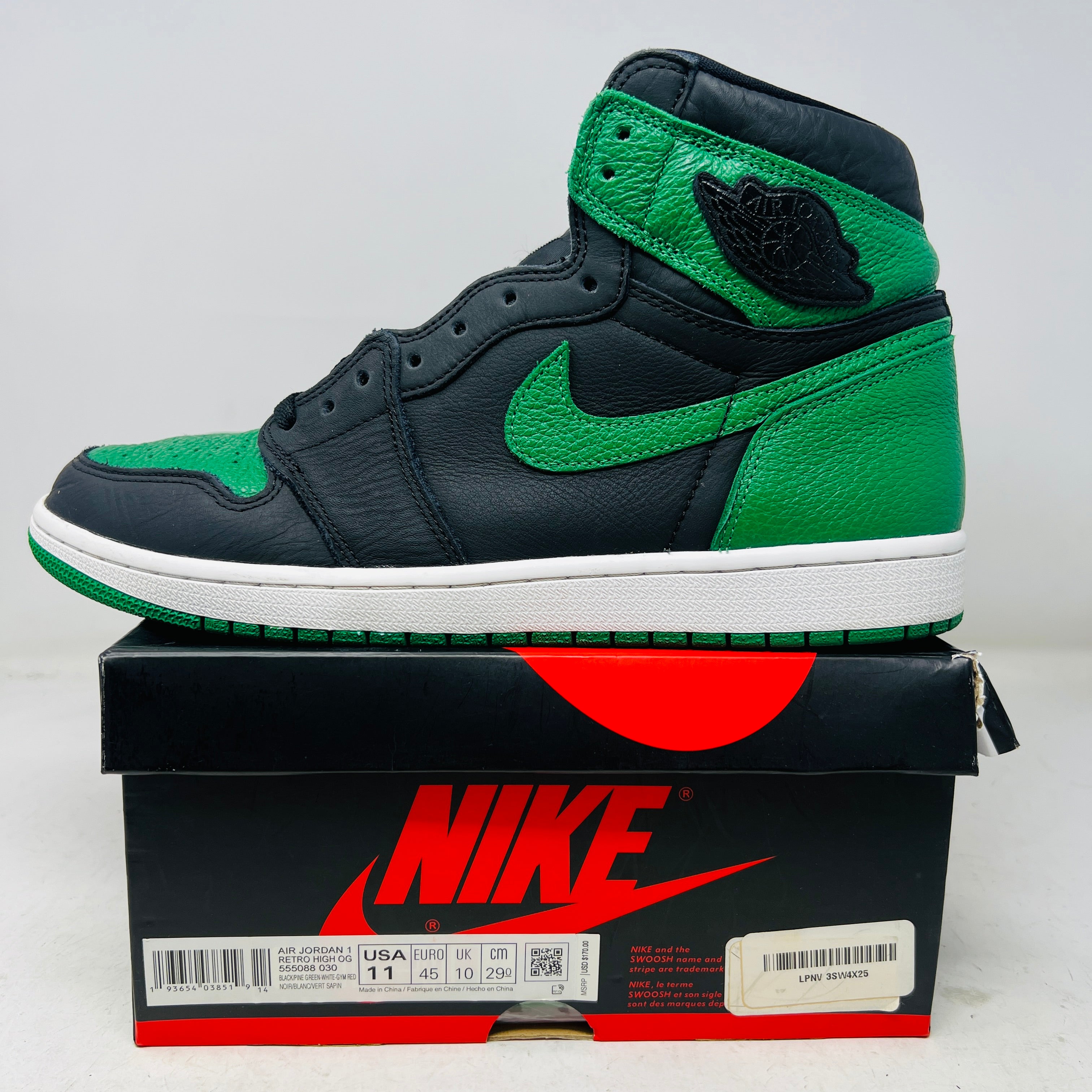 シューズ(男性用) Nike Air Jordan 1 Retro Black/Pine Green Jordan 1 Retro High Pine Green Black – Holy Ground