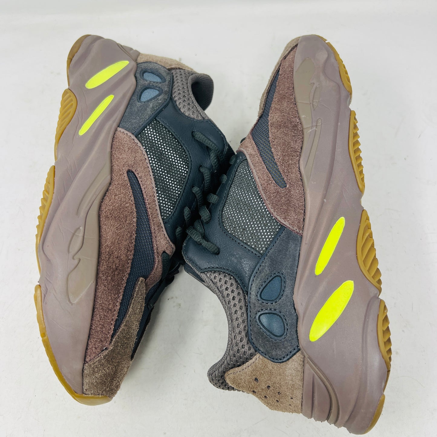 adidas Yeezy Boost 700 Mauve
