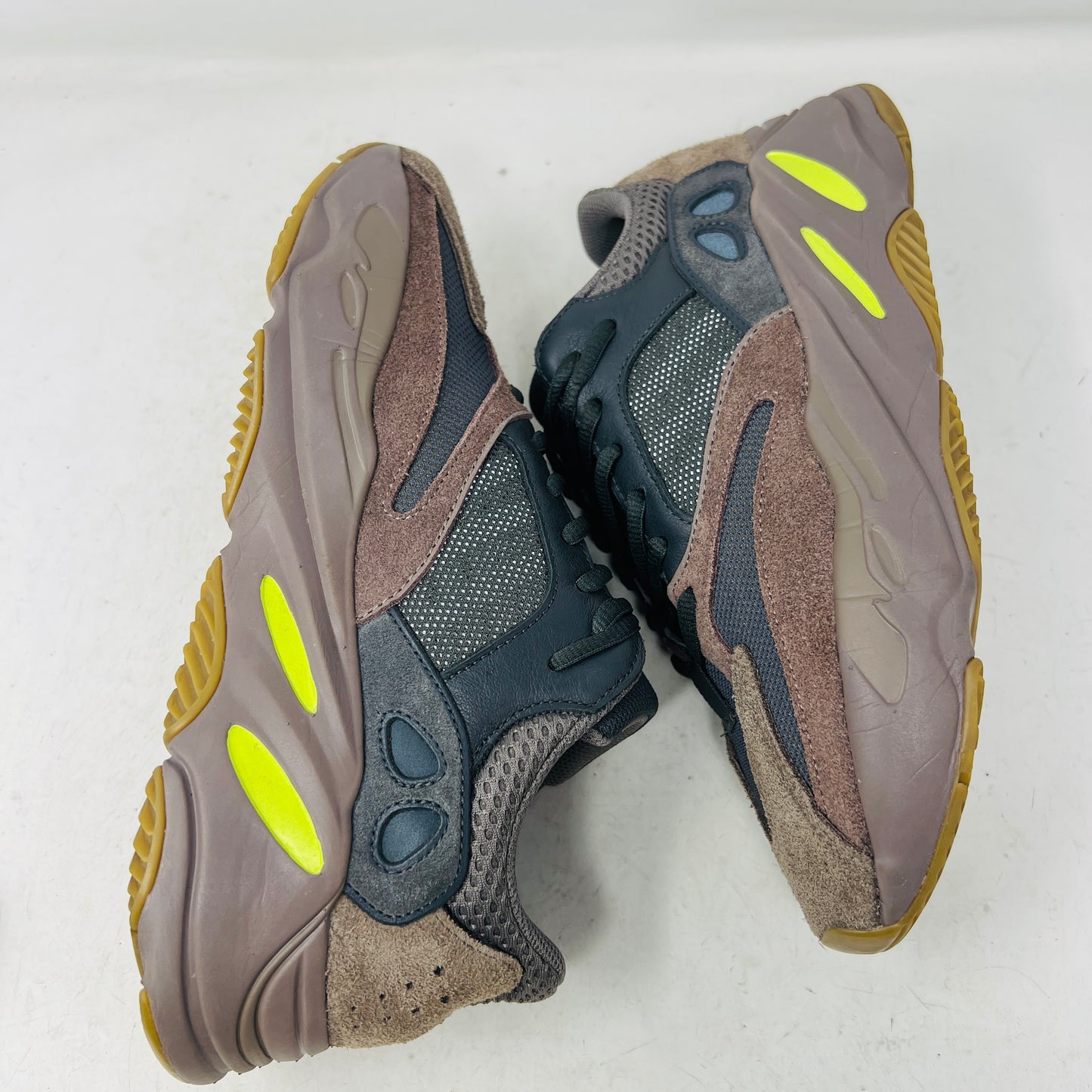adidas Yeezy Boost 700 Mauve