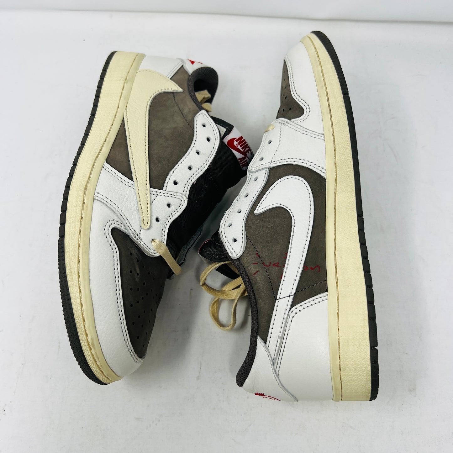 Jordan 1 Retro Low OG SP Travis Scott Reverse Mocha