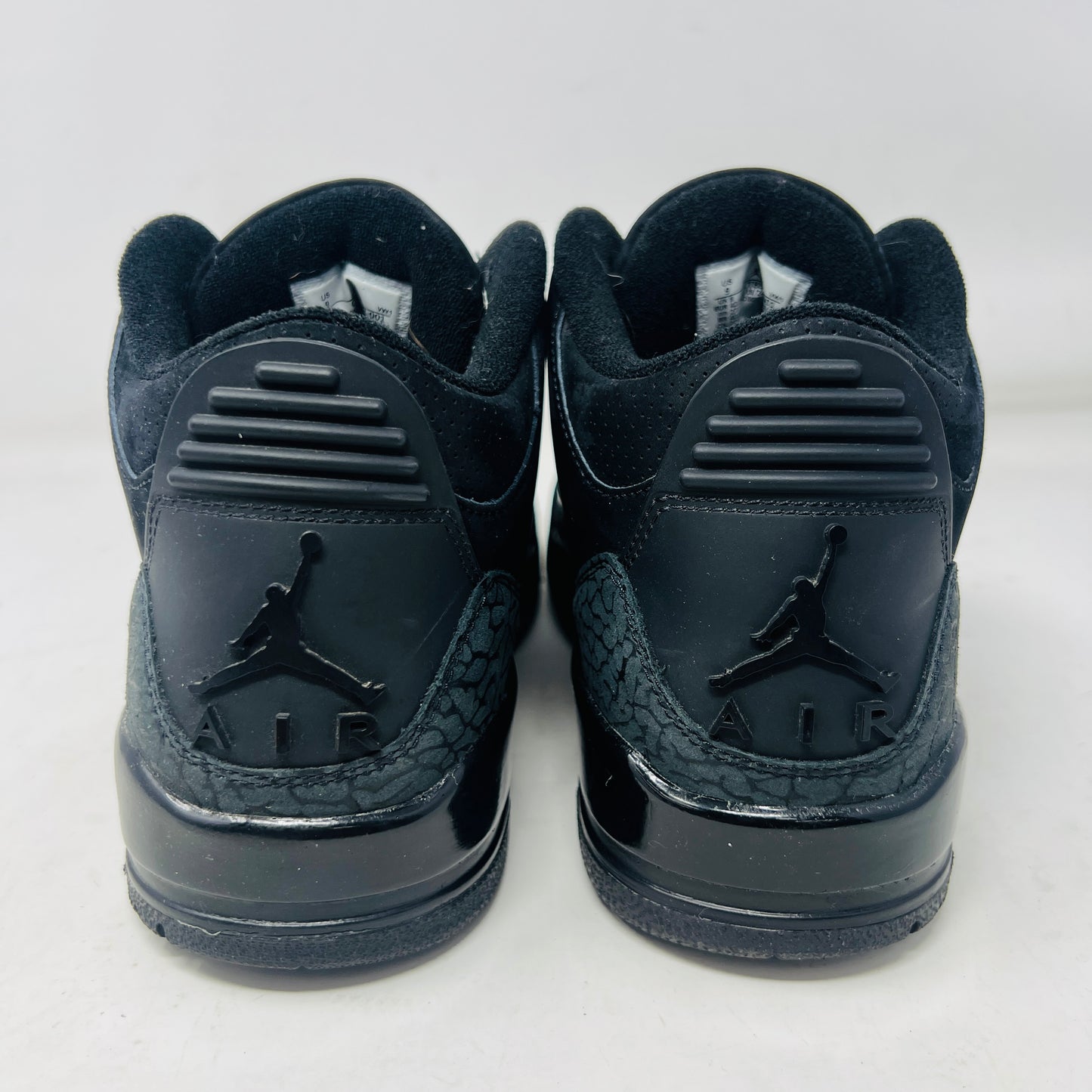 Jordan 3 Retro Black Cat (2025)