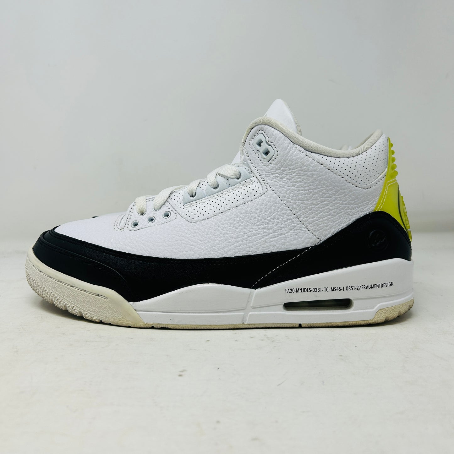 Jordan 3 Retro Fragment