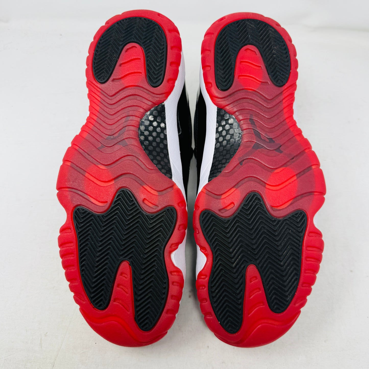 Jordan 11 Retro Low Bred (2025)