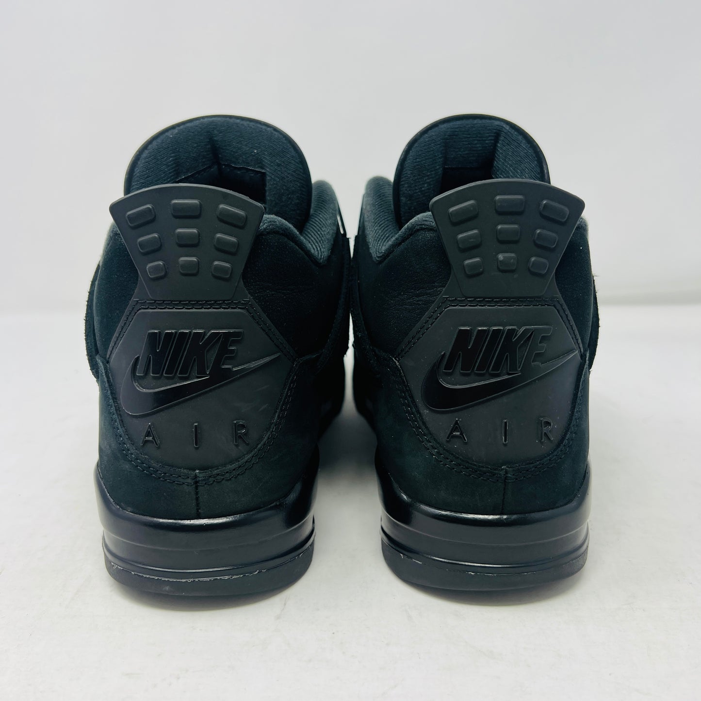 Jordan 4 Retro Black Cat (2025)