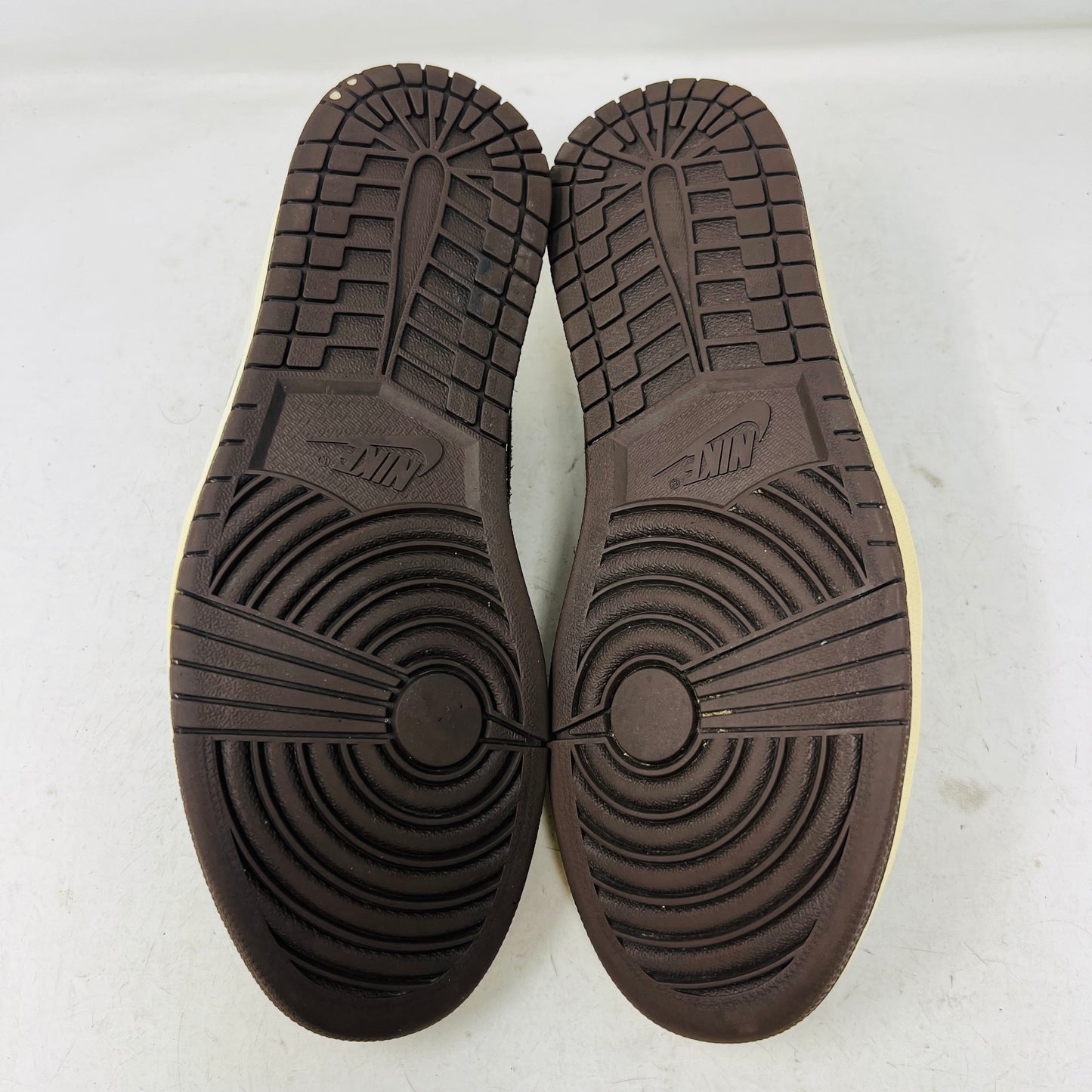 Jordan 1 Retro Low OG SP Travis Scott Mocha