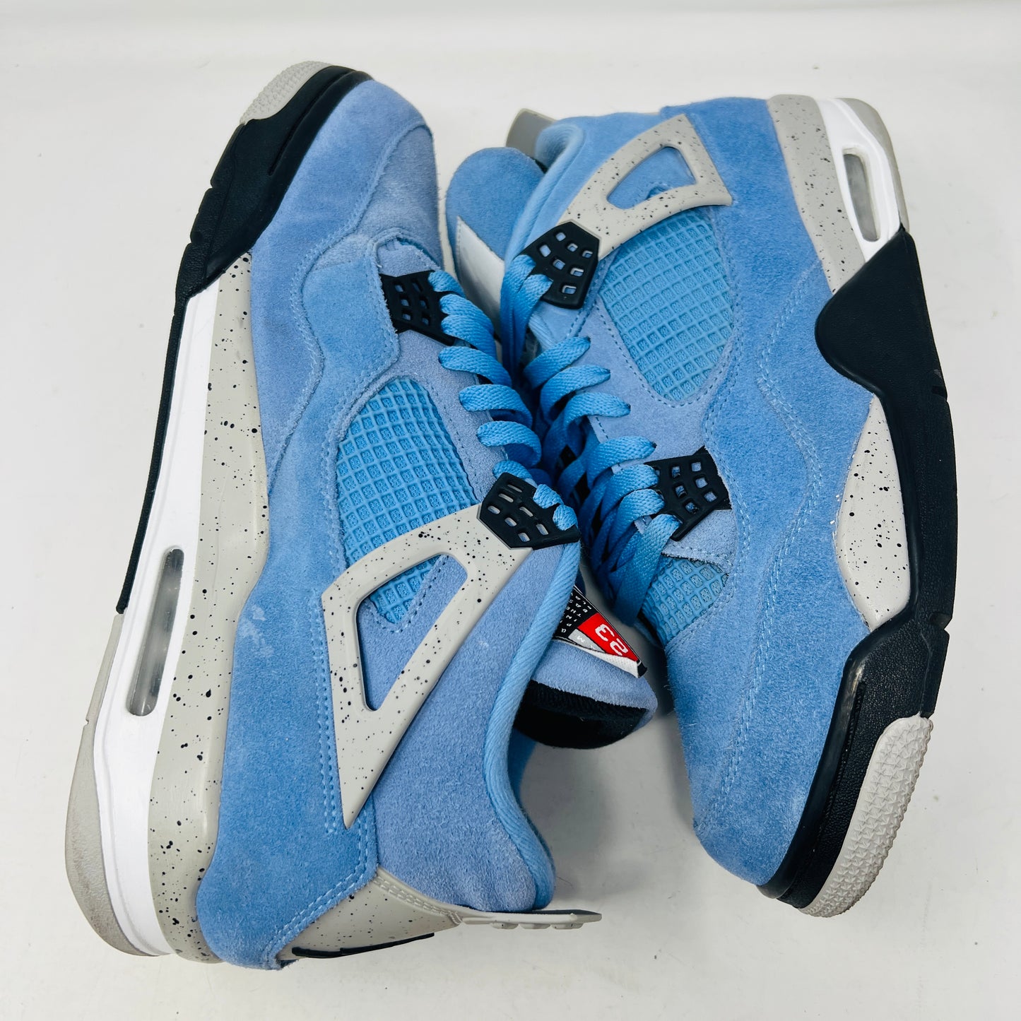 Jordan 4 Retro University Blue
