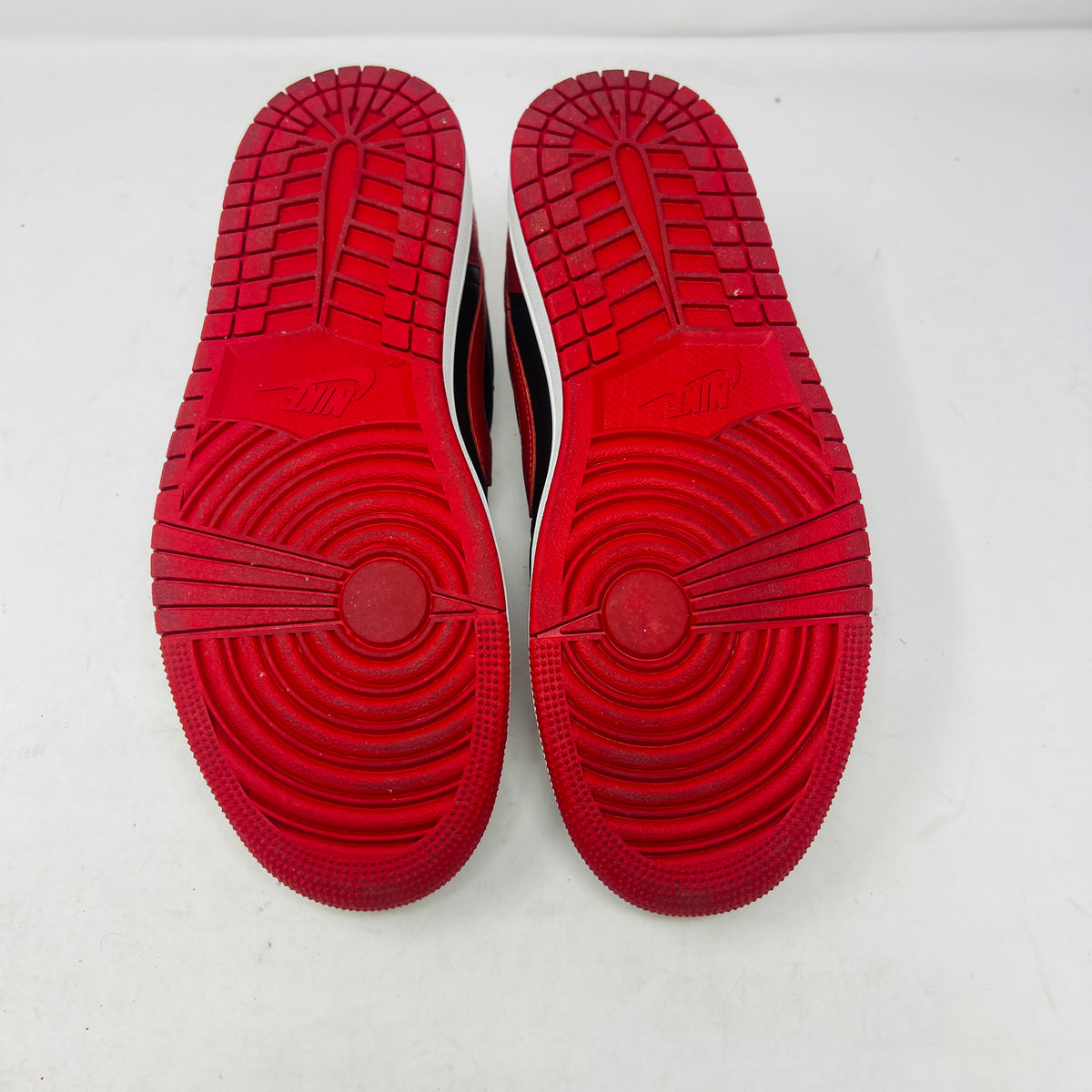 Jordan 1 Retro Low OG Banned
