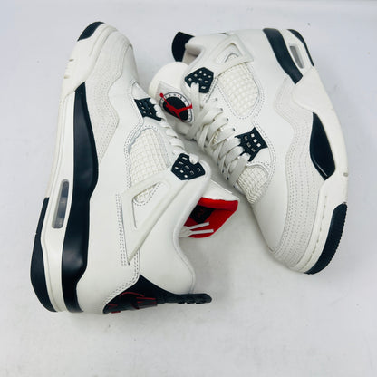 Jordan 4 Retro Flight Club
