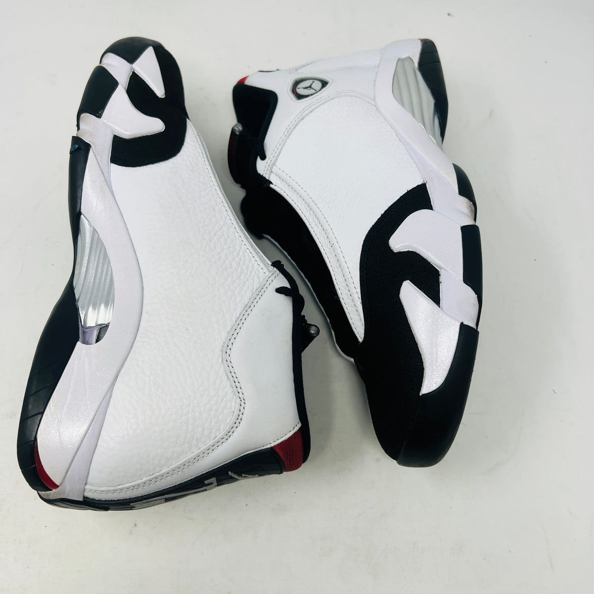 Jordan 14 Retro Black Toe