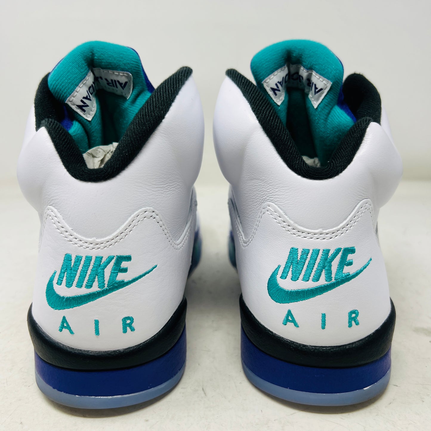Jordan 5 Retro Grape (2025)